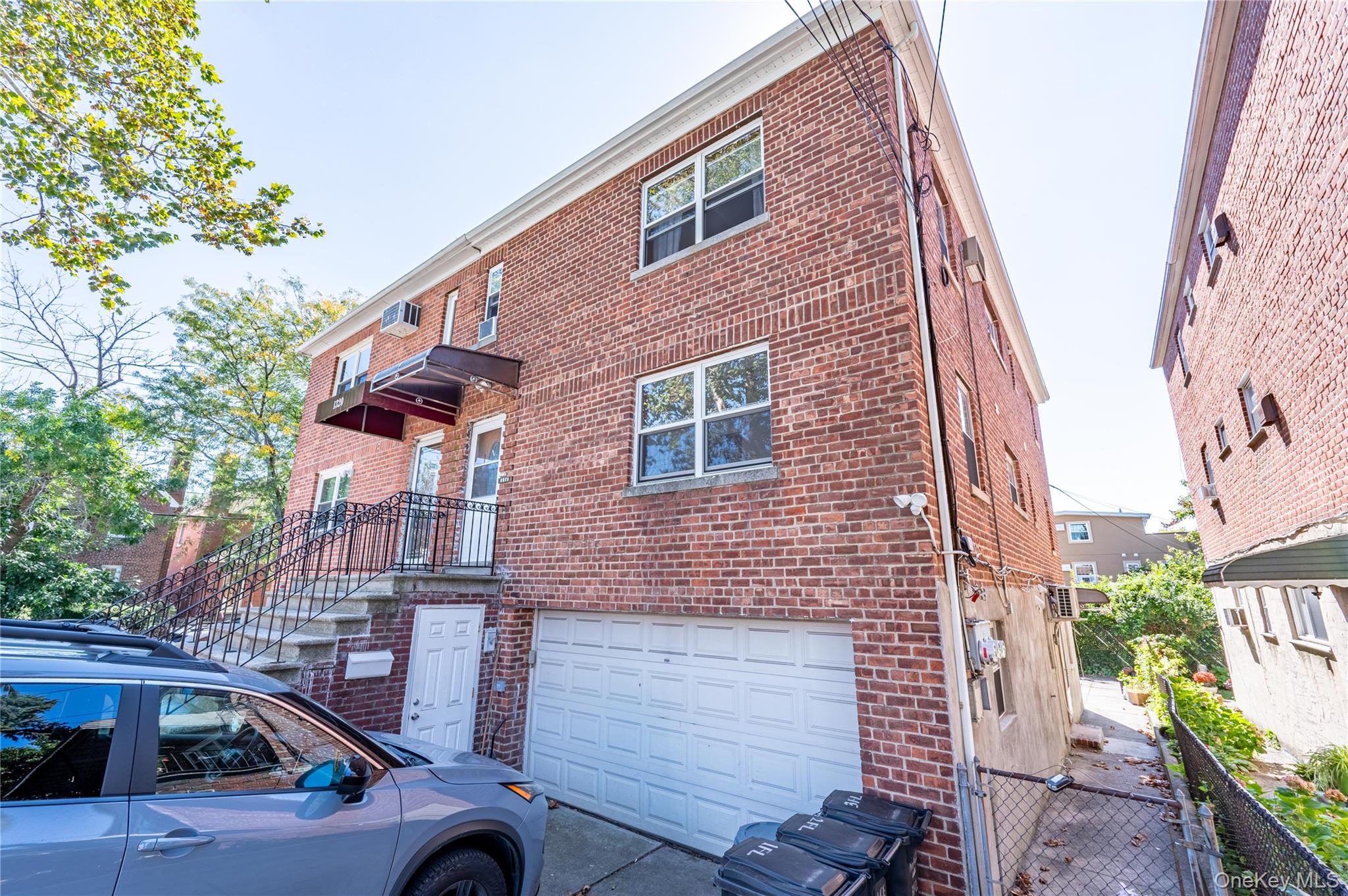 #2 photo, 1318 Mace Avenue, Bronx , NY 10469