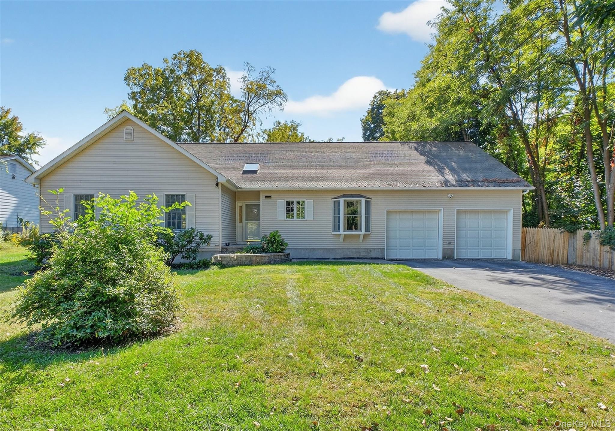 #2 photo, 17 Santa Anna Drive, Poughkeepsie , NY 12603