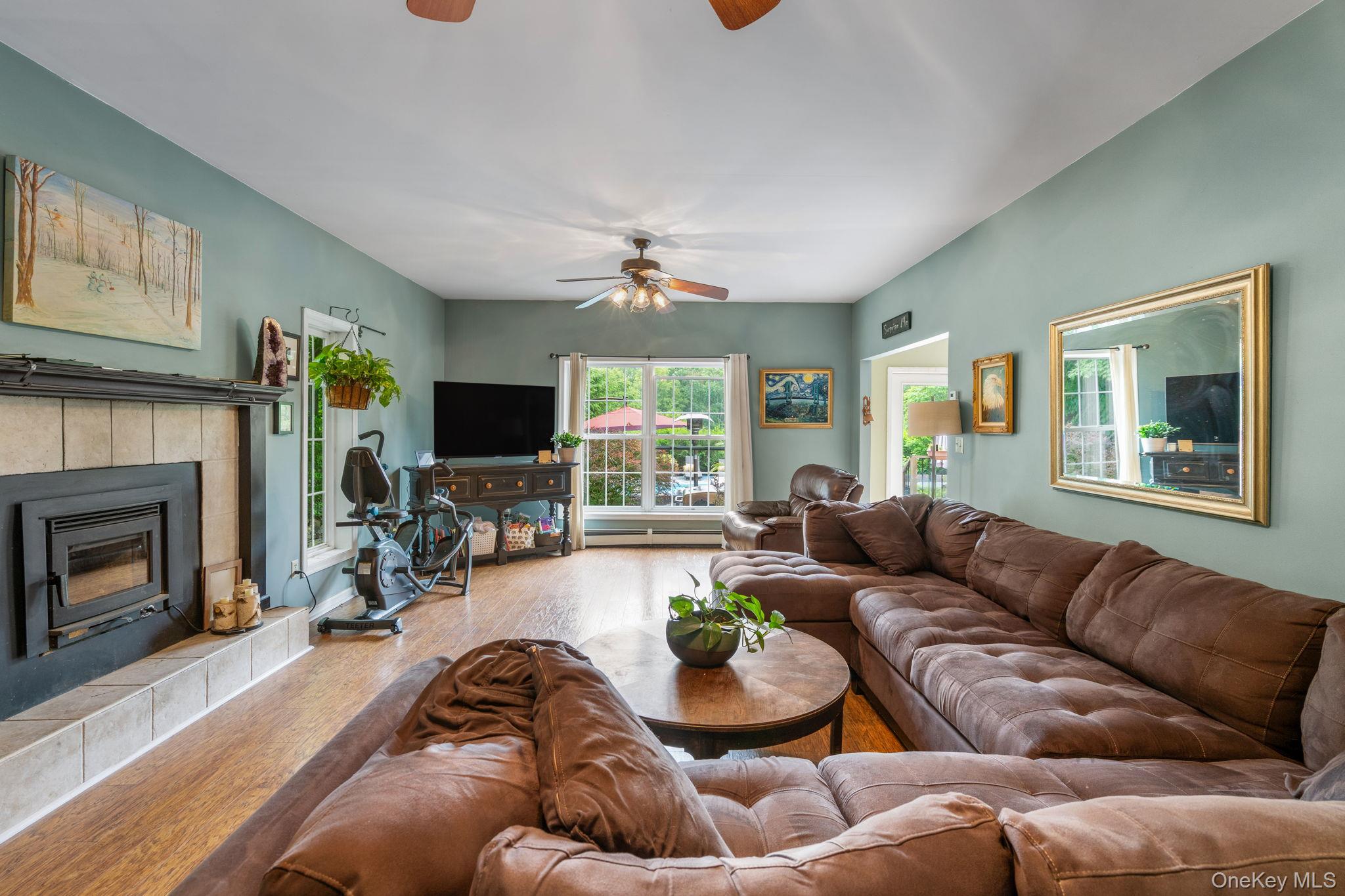 #4 photo, 7 Van Keuren Avenue, Pine Bush , NY 12566