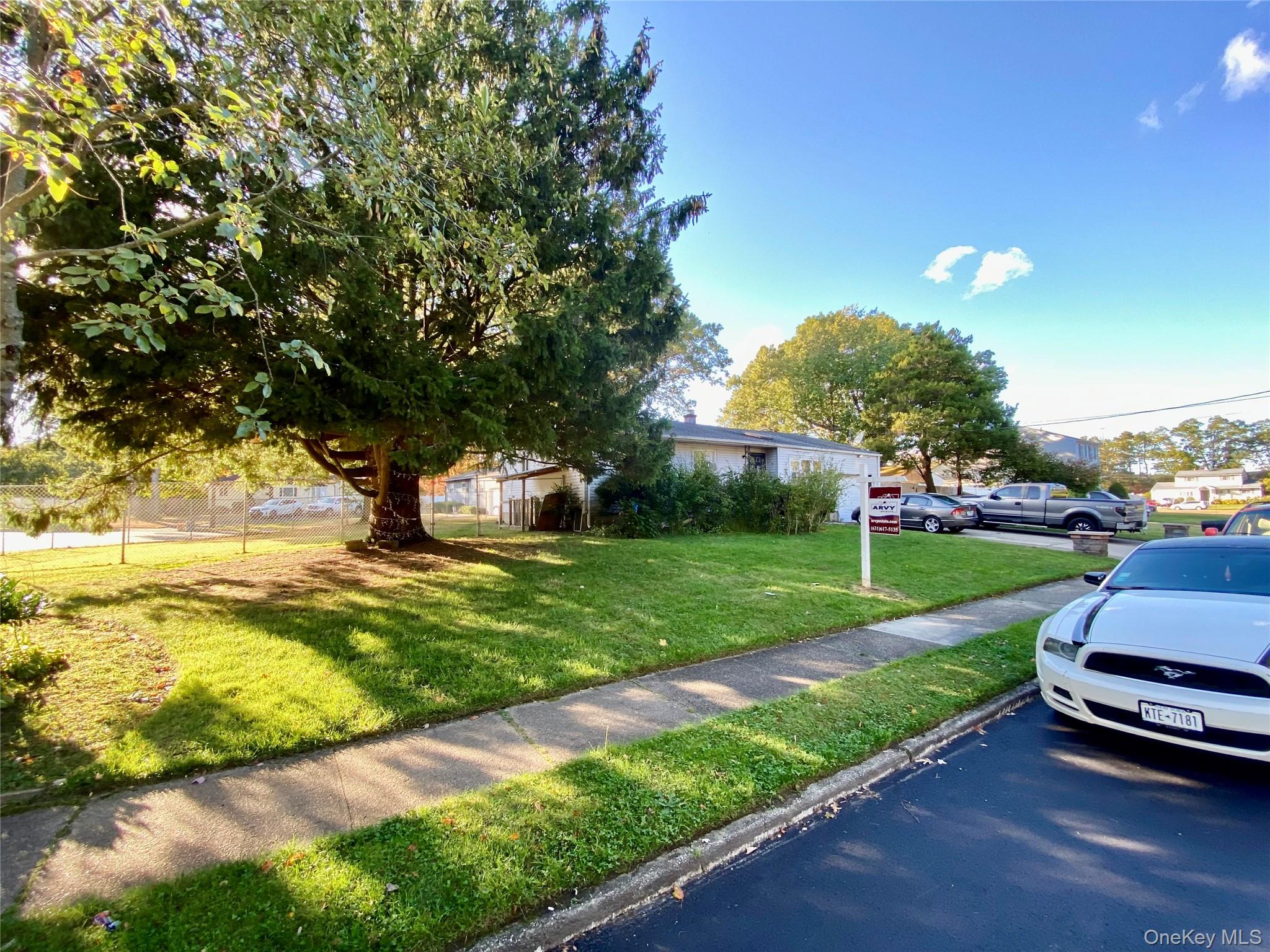 #18 photo, 50 Montauk Avenue, Brentwood , NY 11717