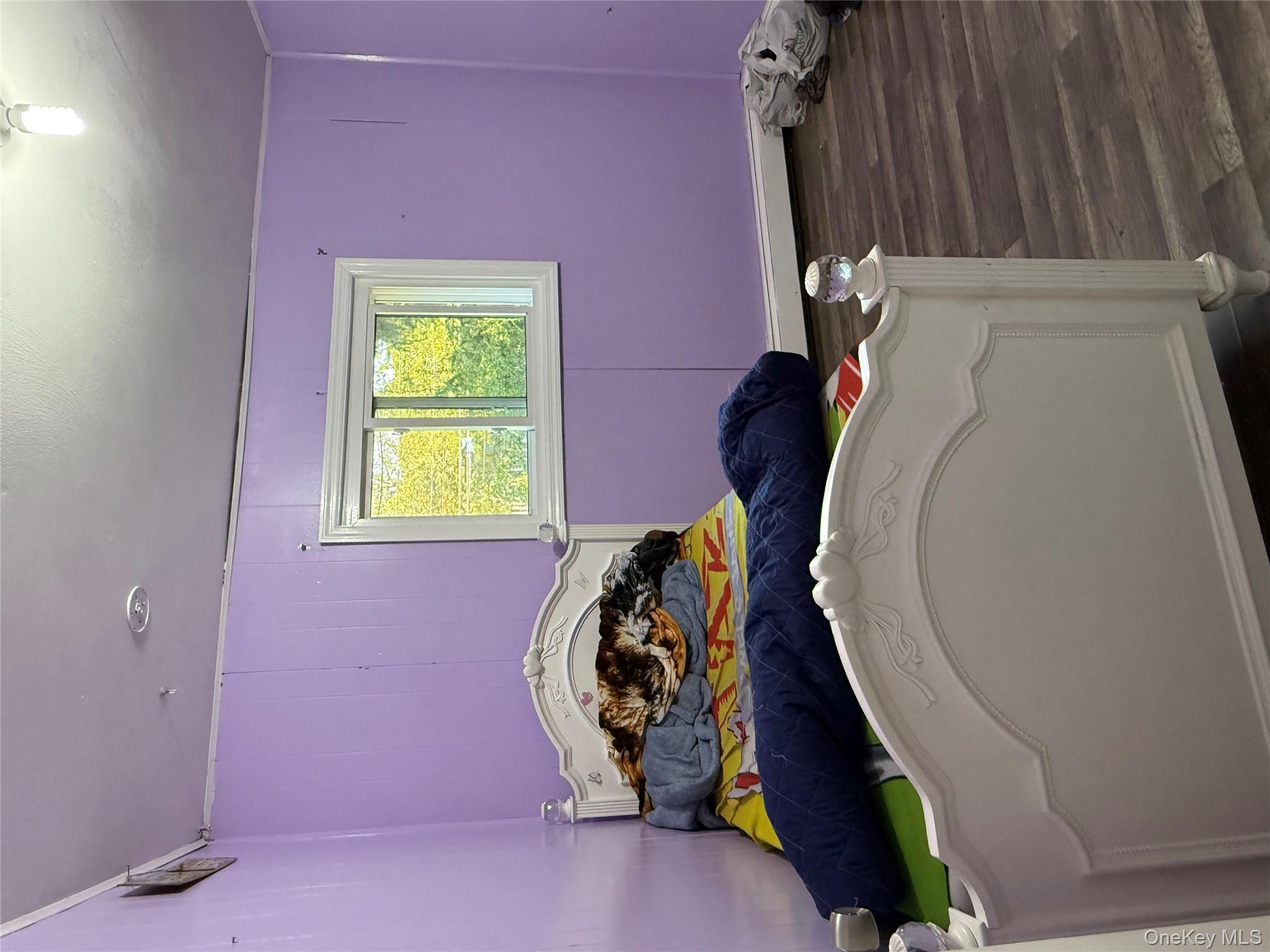 #5 photo, 50 Montauk Avenue, Brentwood , NY 11717