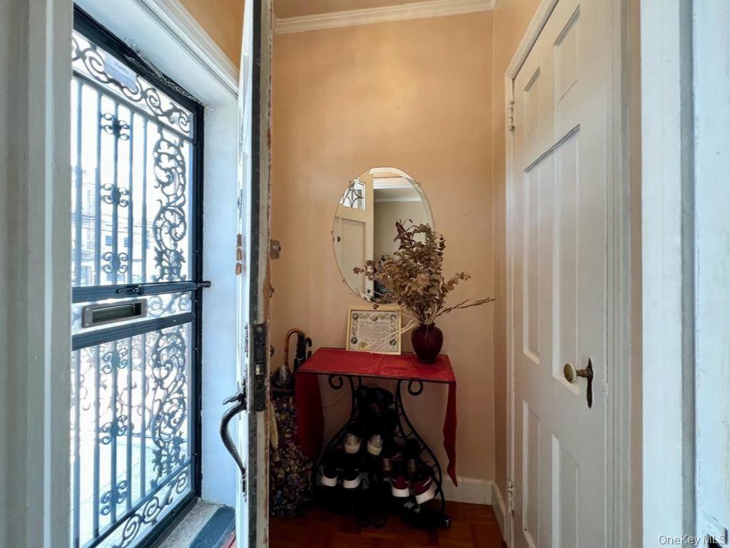 #16 photo, 25-14 43 Street, Astoria , NY 11103