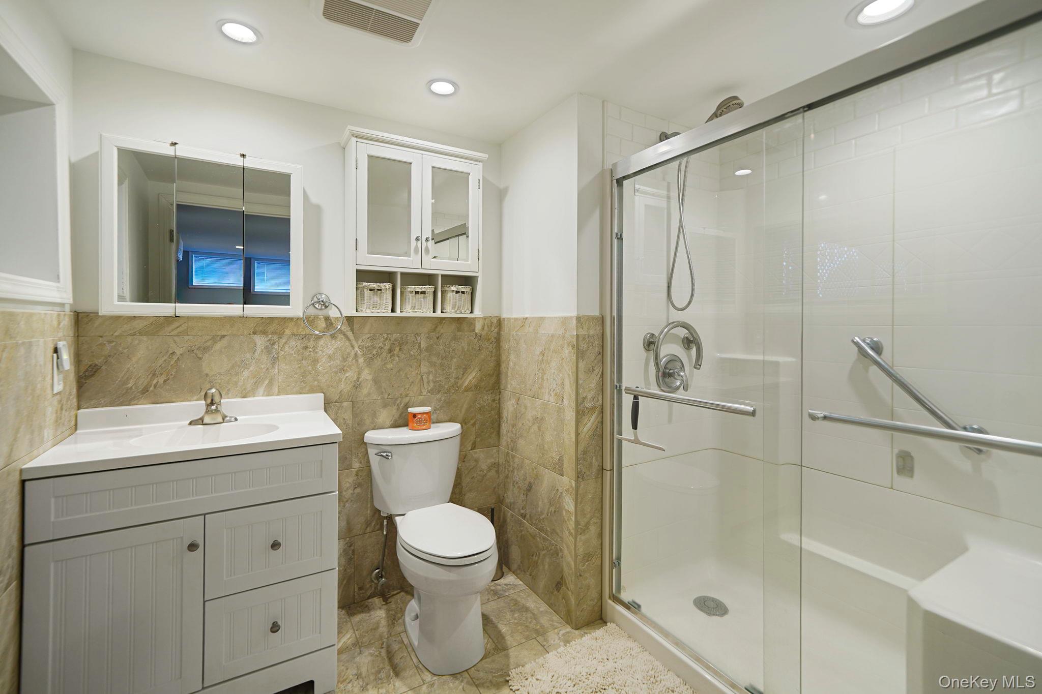 #18 photo, 7 Weldon Lane, Farmingville , NY 11738