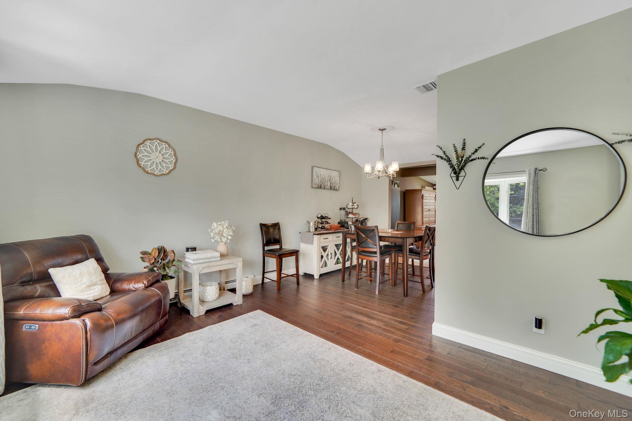 #5 photo, 7 Weldon Lane, Farmingville , NY 11738