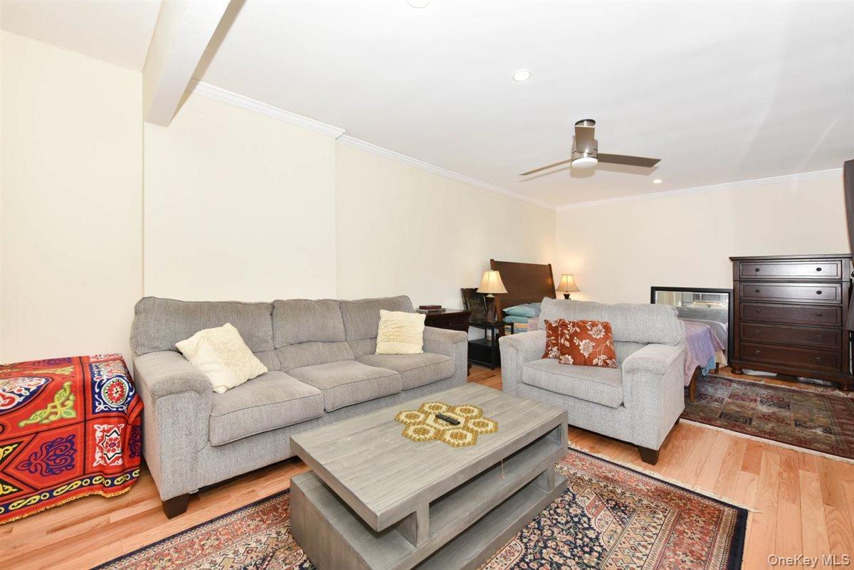 #3 photo, 84-01 Main Street, クイーンズ区 Briarwood , NY 11435