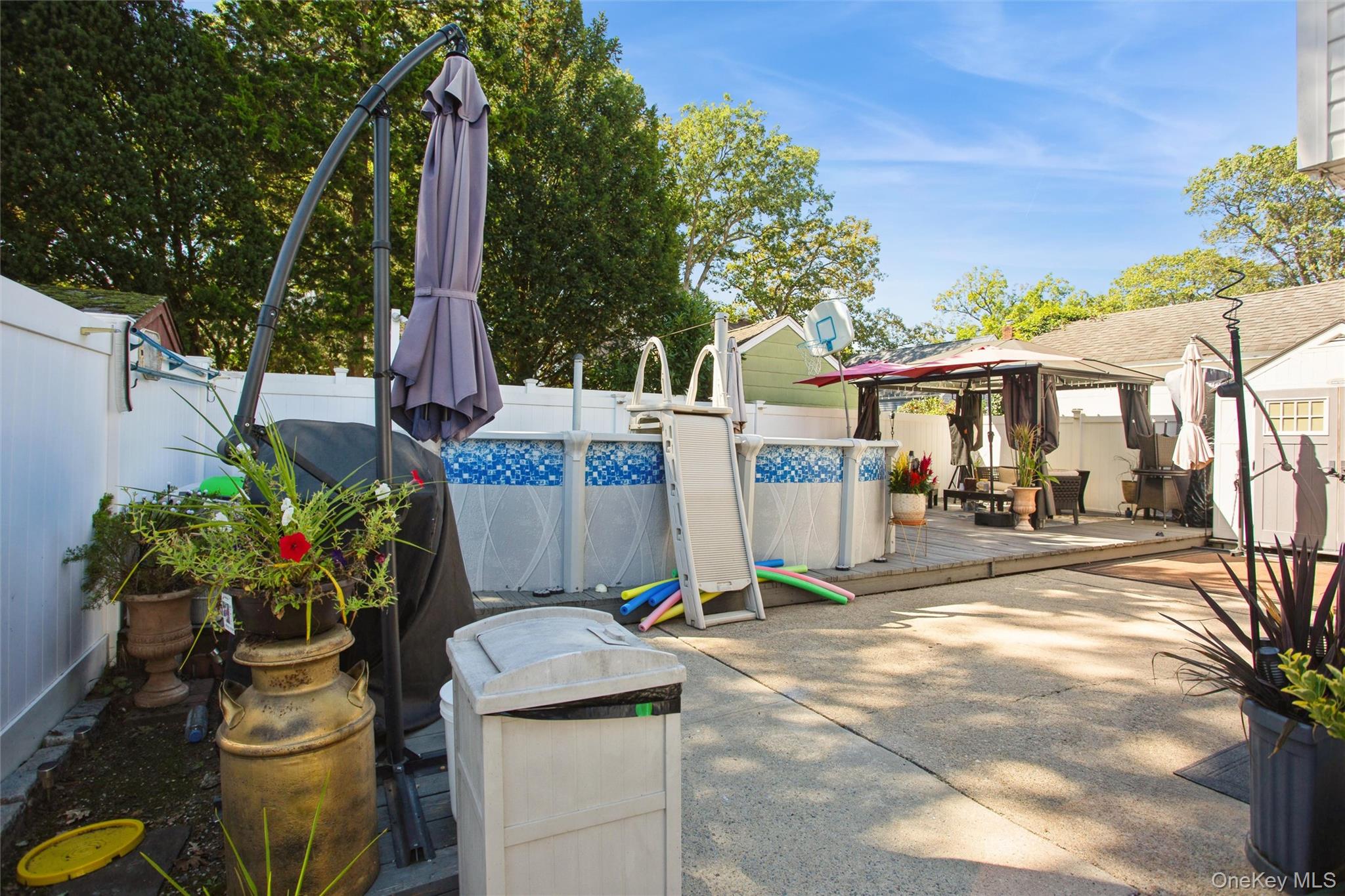 #17 photo, 200 E Euclid Street, Valley Stream , NY 11580