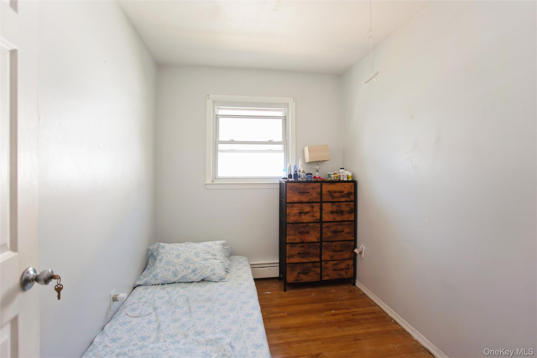 #19 photo, 200 E Euclid Street, Valley Stream , NY 11580