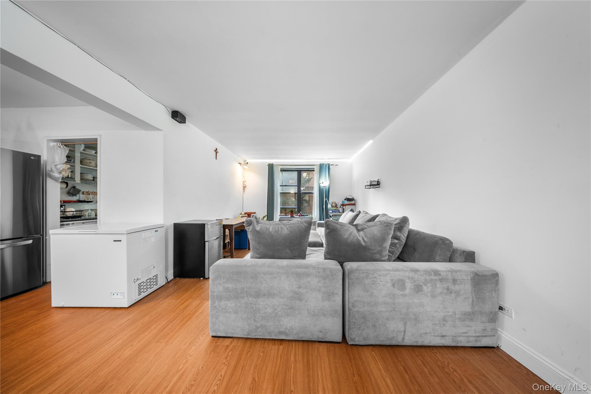 #10 photo, 22424 Union Turnpike, Oakland Gardens , NY 11364