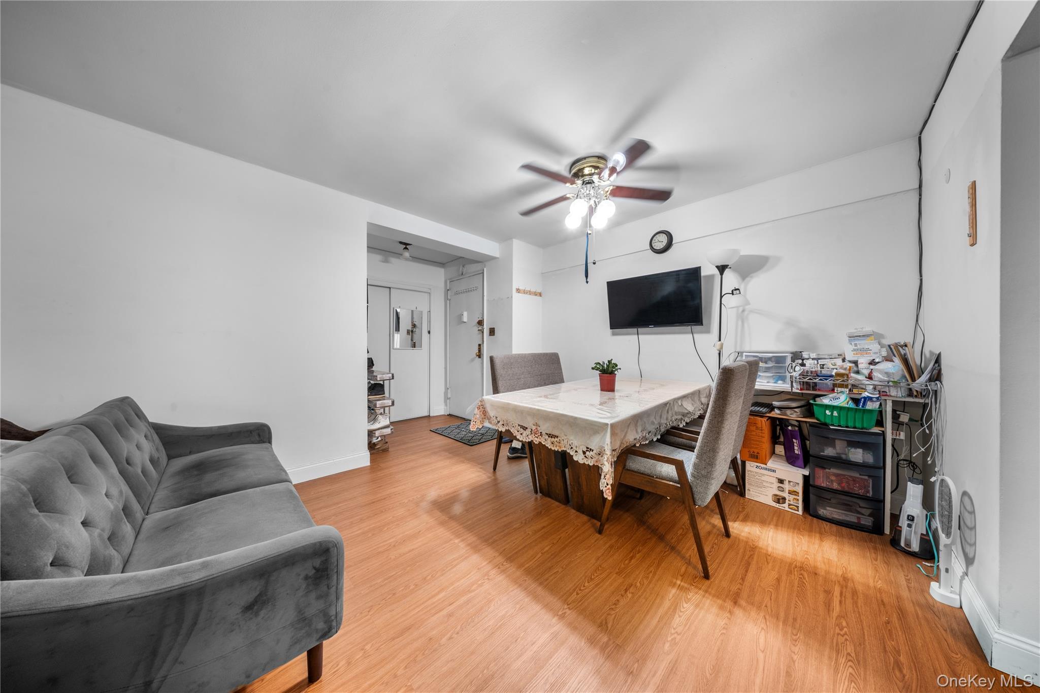 #12 photo, 22424 Union Turnpike, Oakland Gardens , NY 11364