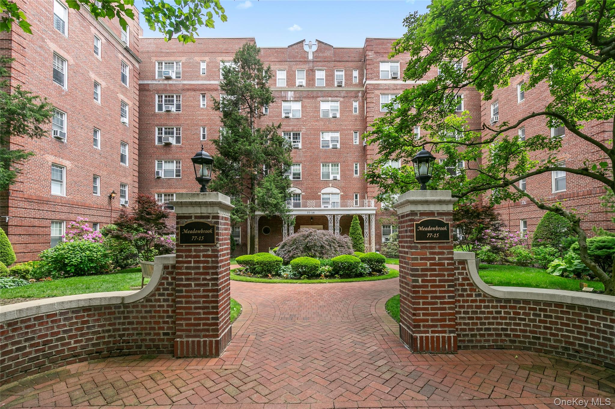 #1 photo, 77-15 113 Street, クイーンズ区 Forest Hills , NY 11375