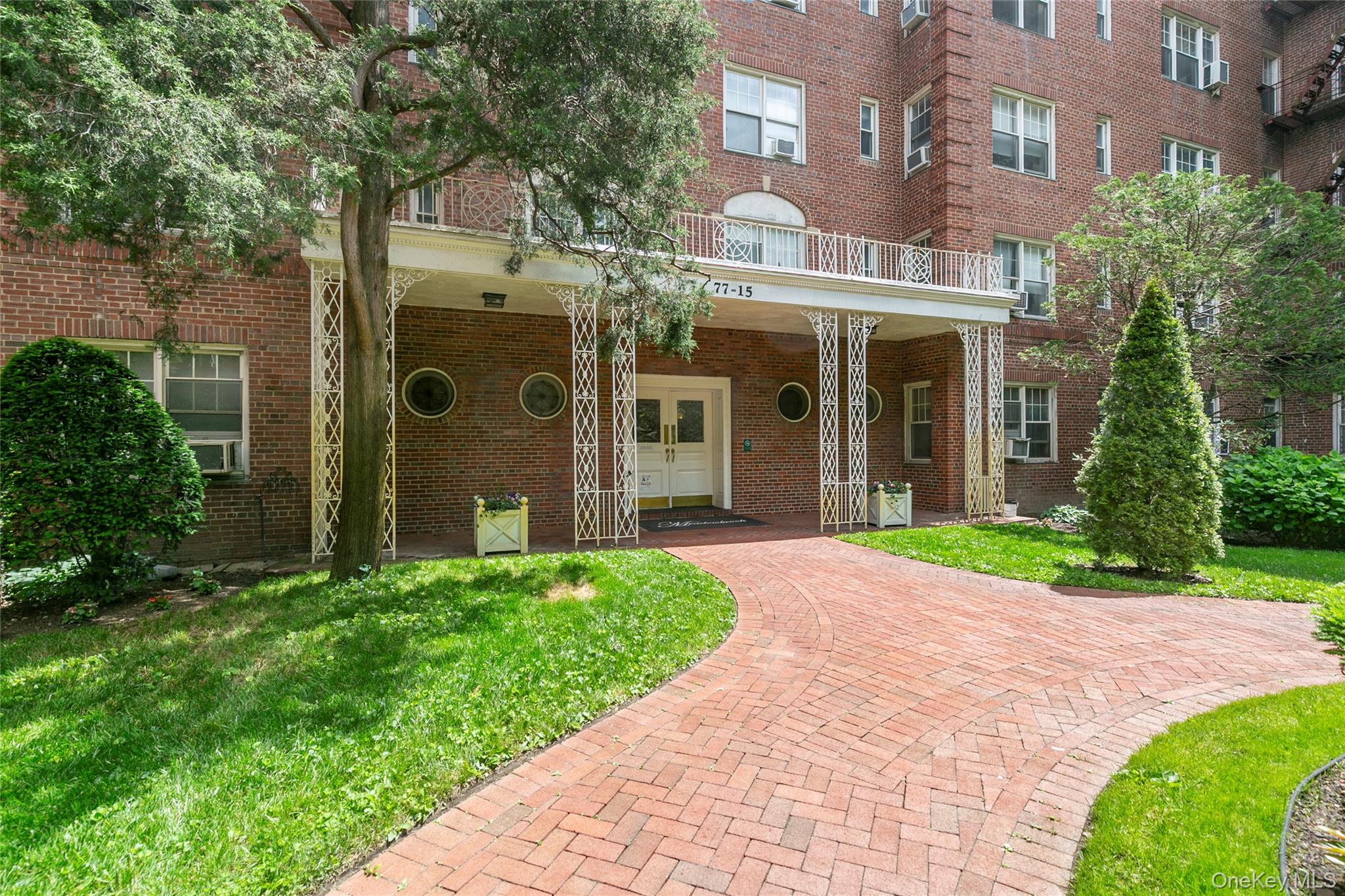 #3 photo, 77-15 113 Street, クイーンズ区 Forest Hills , NY 11375