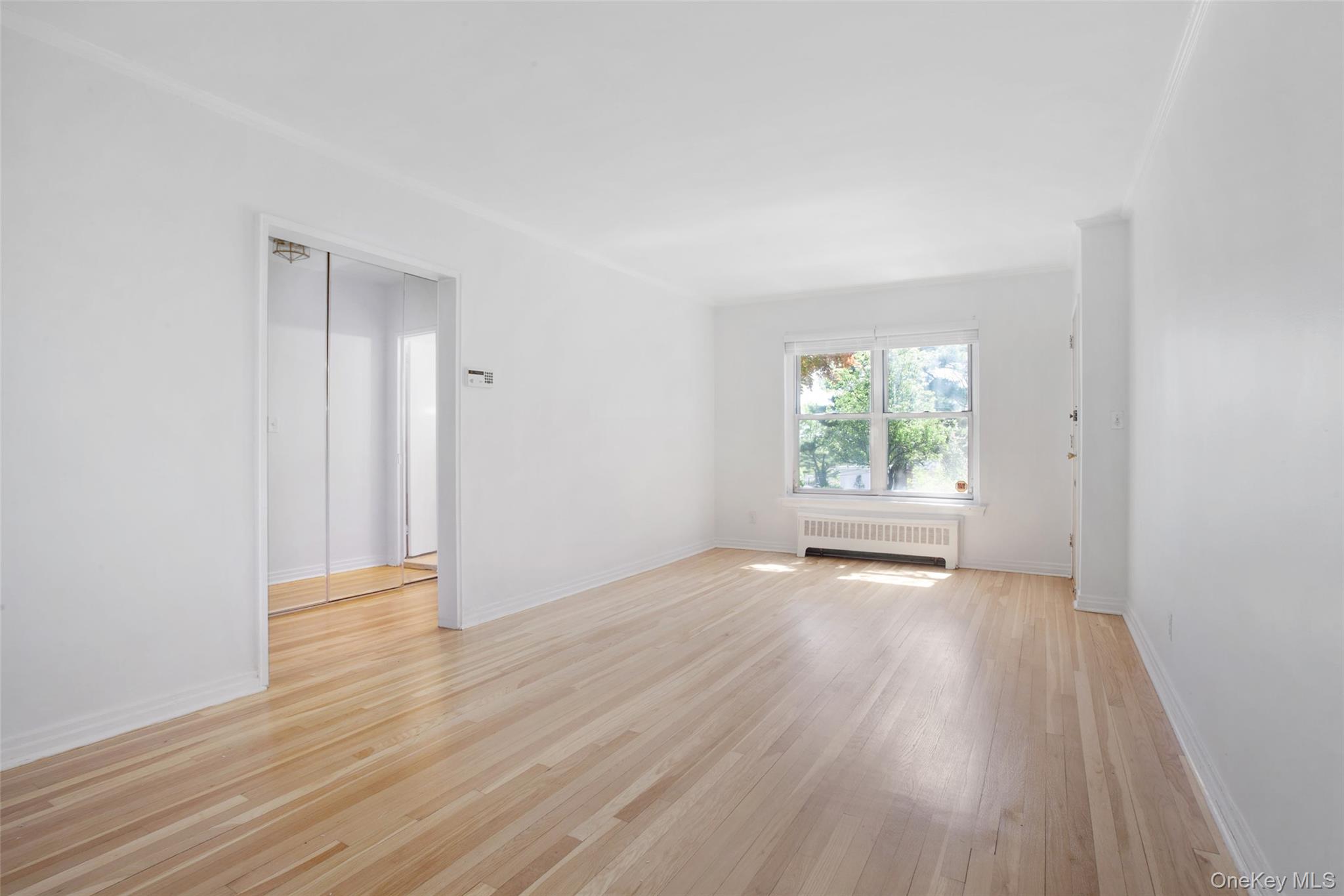 #2 photo, 196-35 Dunton Ave Hollis, クイーンズ区 Hollis , NY 11423