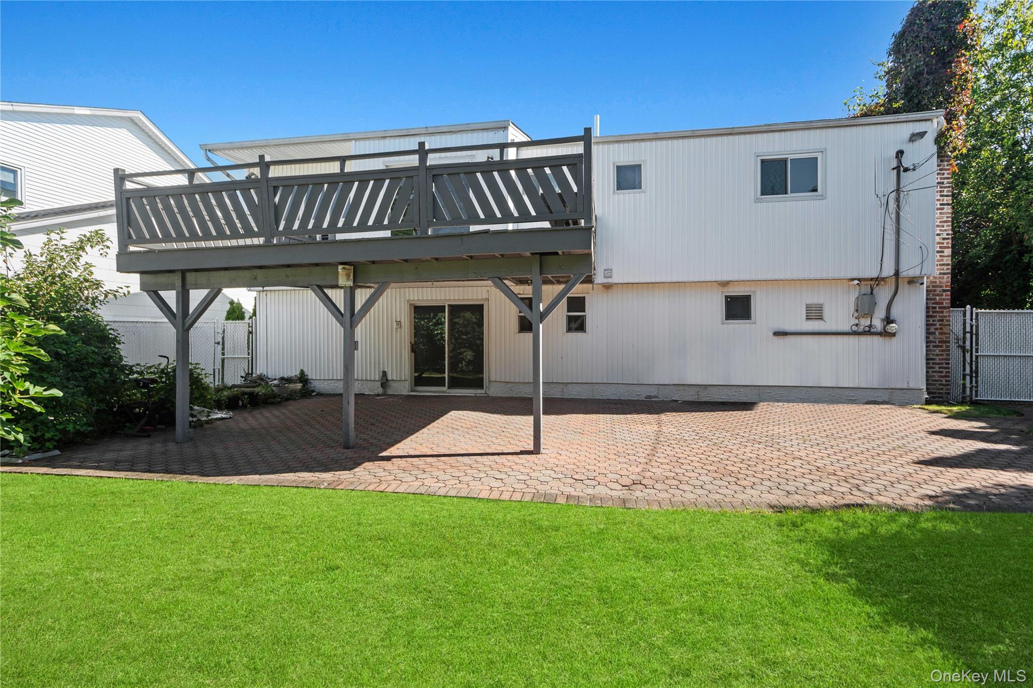 #19 photo, 8 Gale Drive, North Woodmere , NY 11581