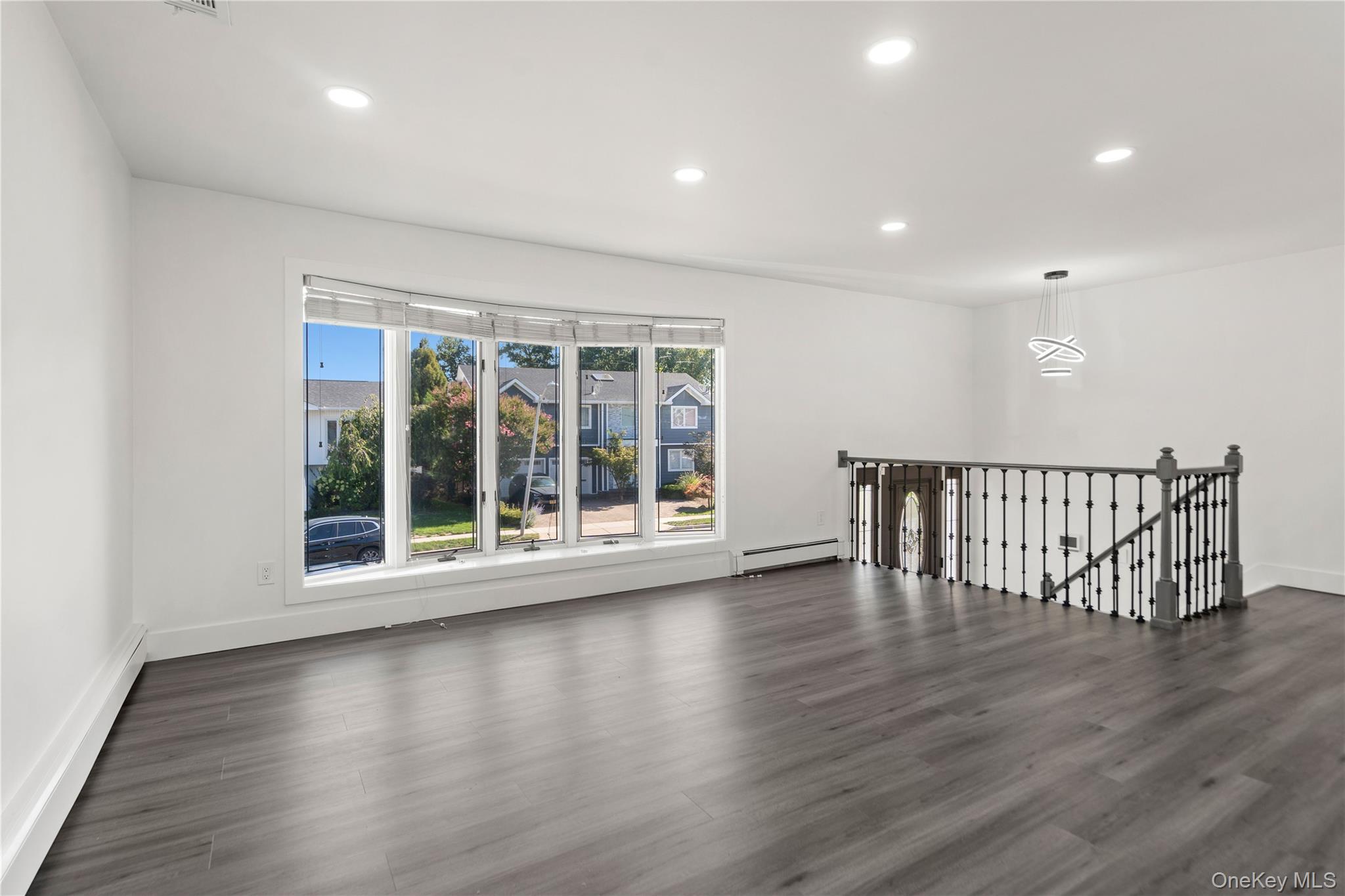 #4 photo, 8 Gale Drive, North Woodmere , NY 11581