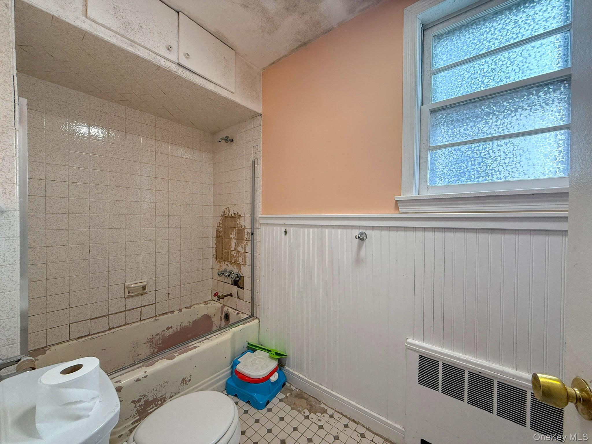 #14 photo, 123 Second Avenue, Pelham , NY 10803