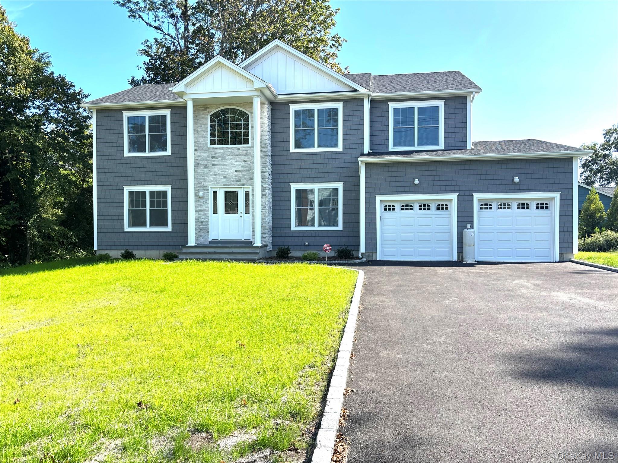 #1 photo, 726 Middle, Bayport , NY 11705