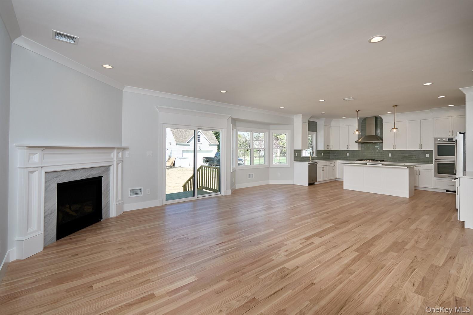 #10 photo, 1480 Adam Place, Wantagh , NY 11793