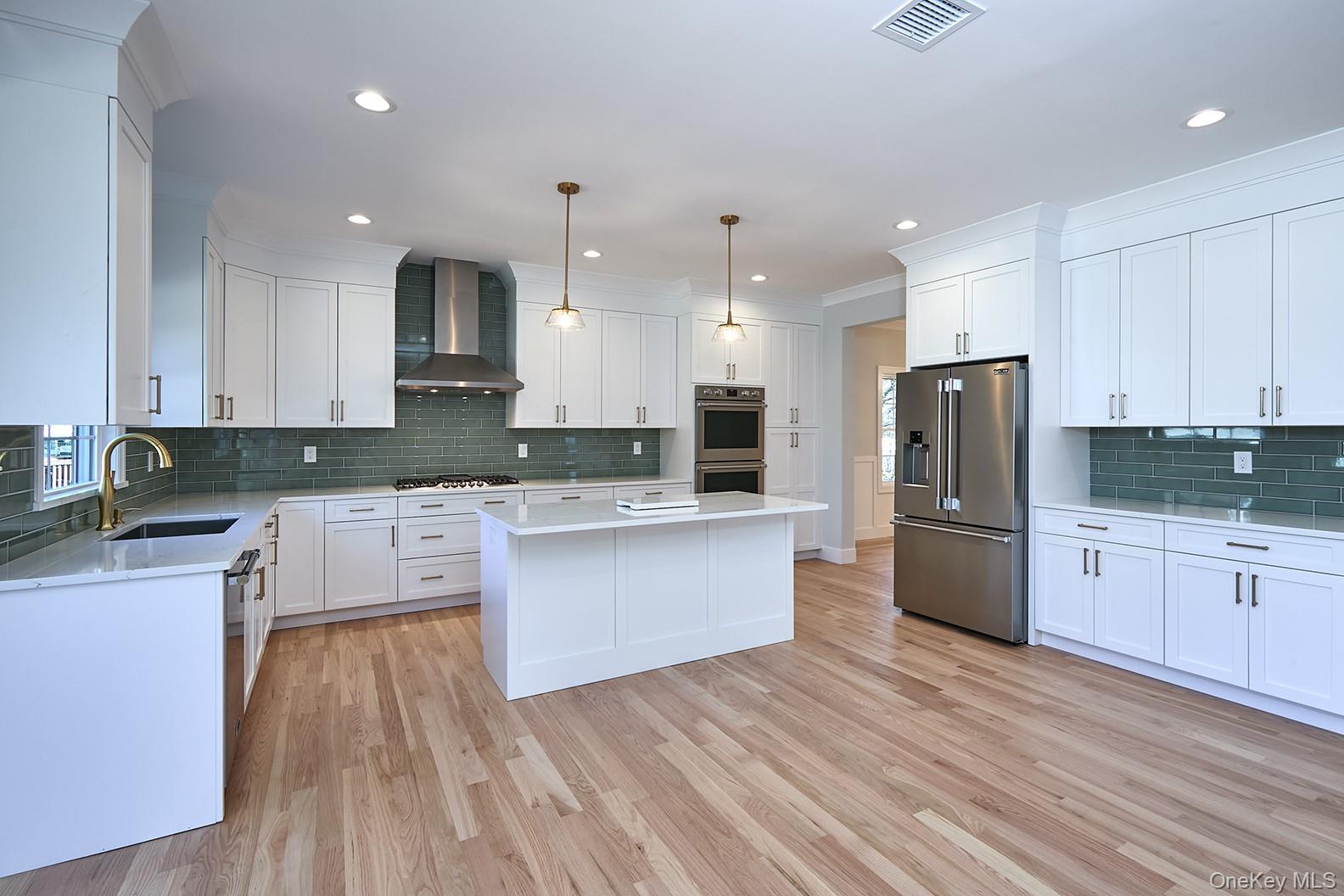 #5 photo, 1480 Adam Place, Wantagh , NY 11793