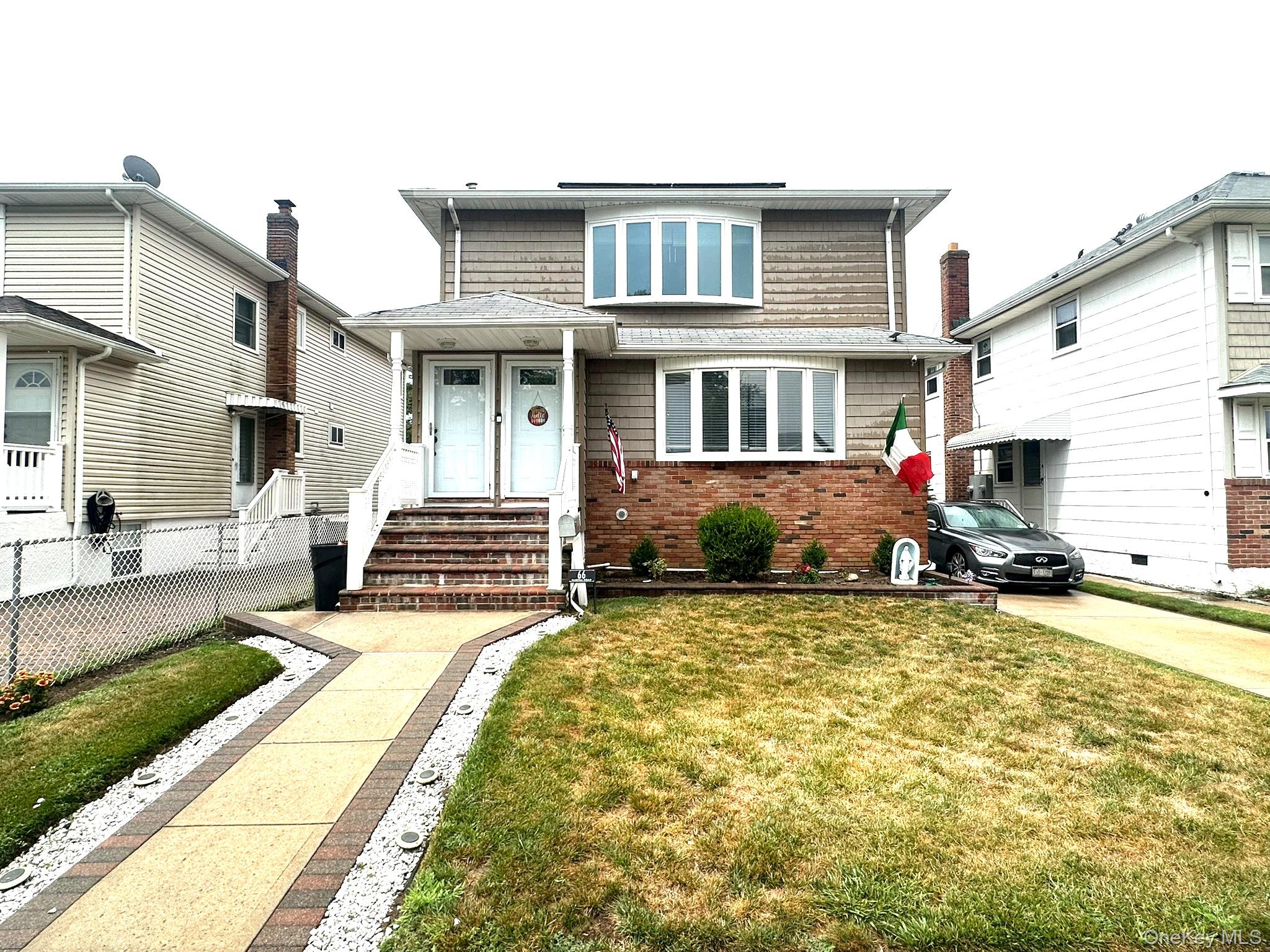 #1 photo, 66 Marina Road, 長島 島公園 Island Park , NY 11558