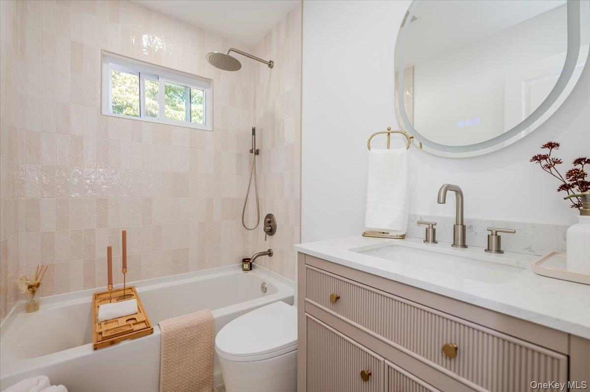 #14 photo, 62 Judith Drive, Coram , NY 11727