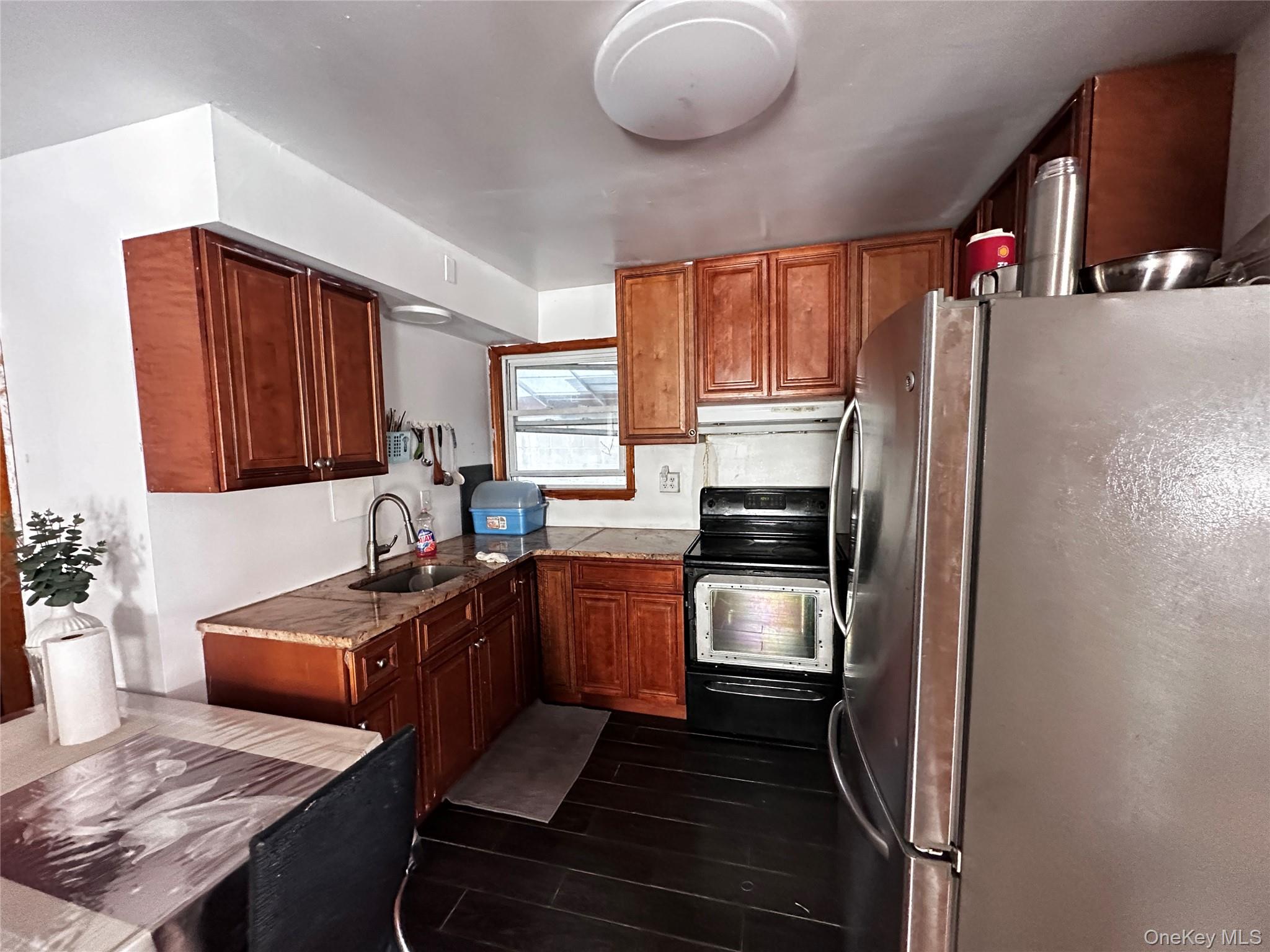 #17 photo, 95 E Jericho Turnpike, サフォーク郡 Huntington , NY 11746