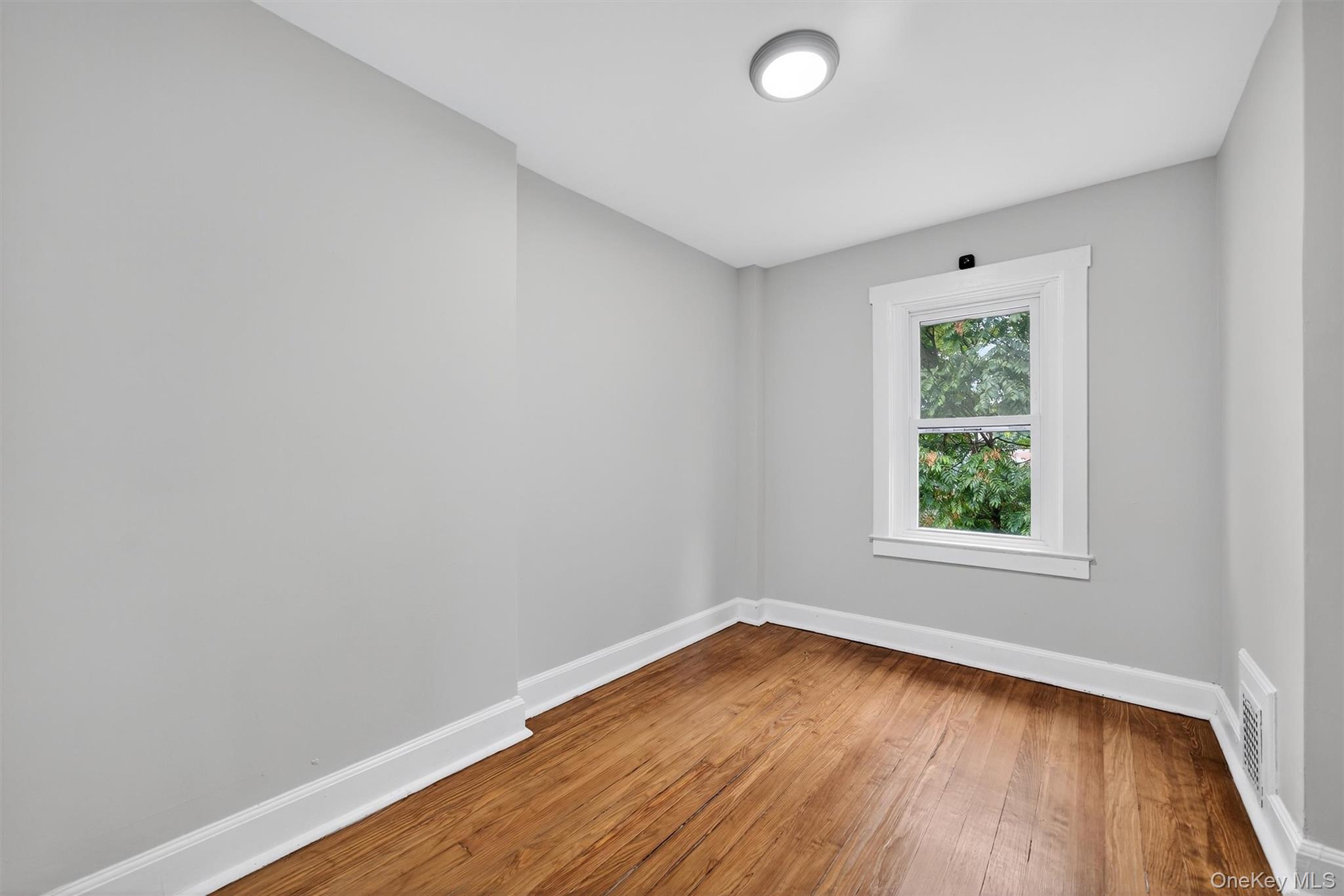 #13 photo, 111 Fullerton Avenue, Newburgh , NY 12550