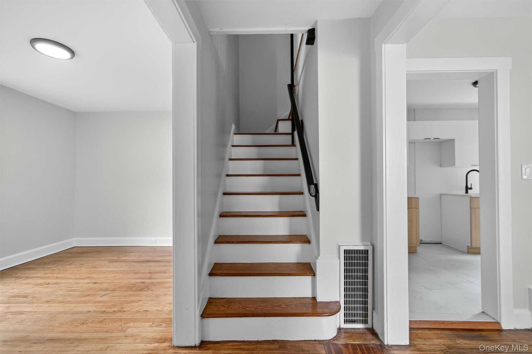 #14 photo, 111 Fullerton Avenue, Newburgh , NY 12550