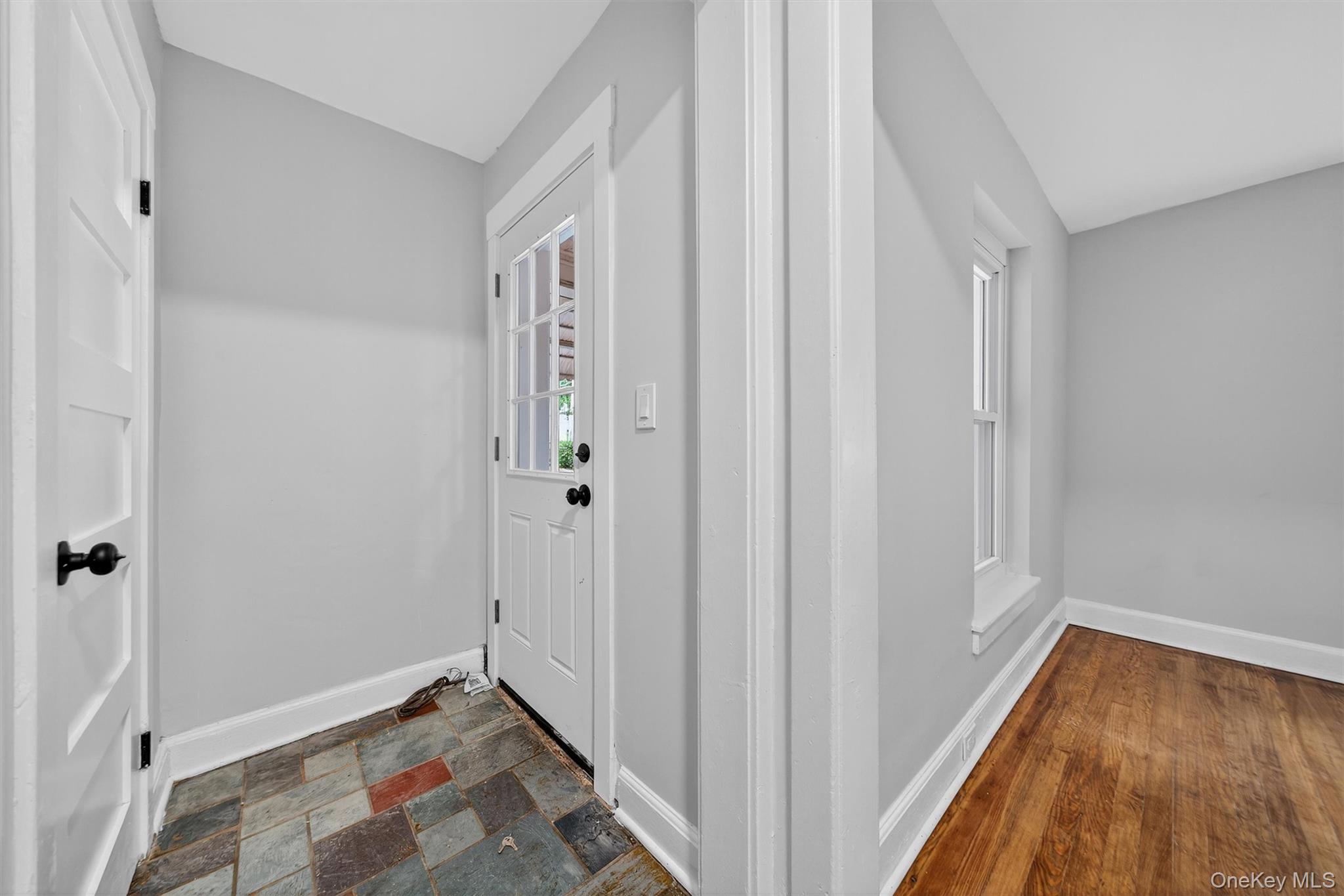 #4 photo, 111 Fullerton Avenue, Newburgh , NY 12550