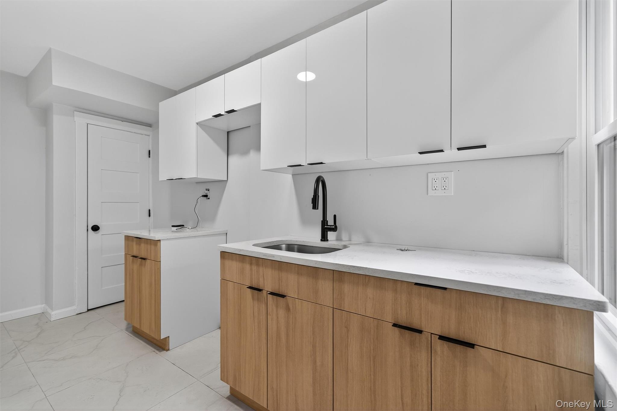 #8 photo, 111 Fullerton Avenue, Newburgh , NY 12550