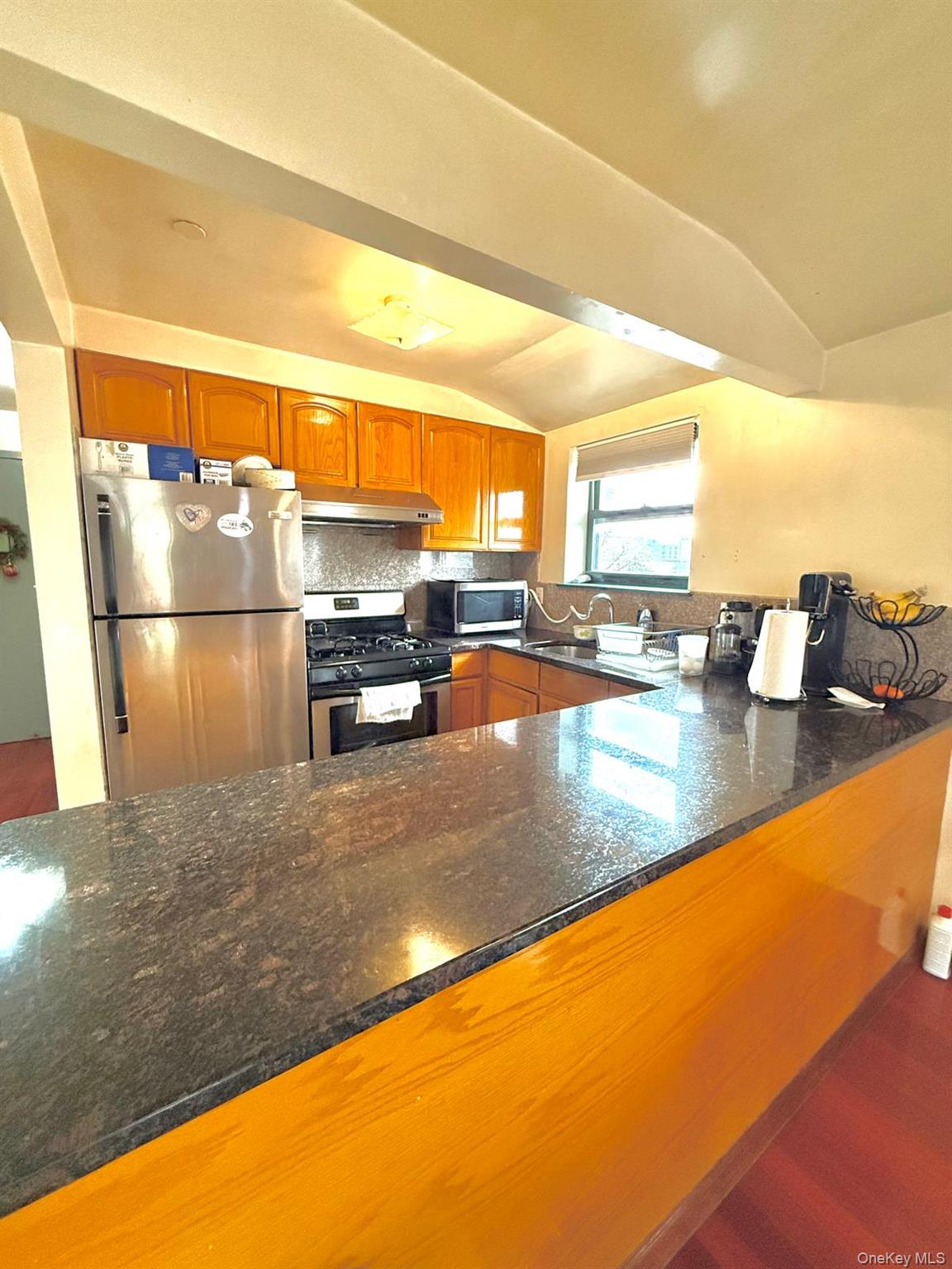 #9 photo, 12214 25th Avenue, クイーンズ区 College Point , NY 11356