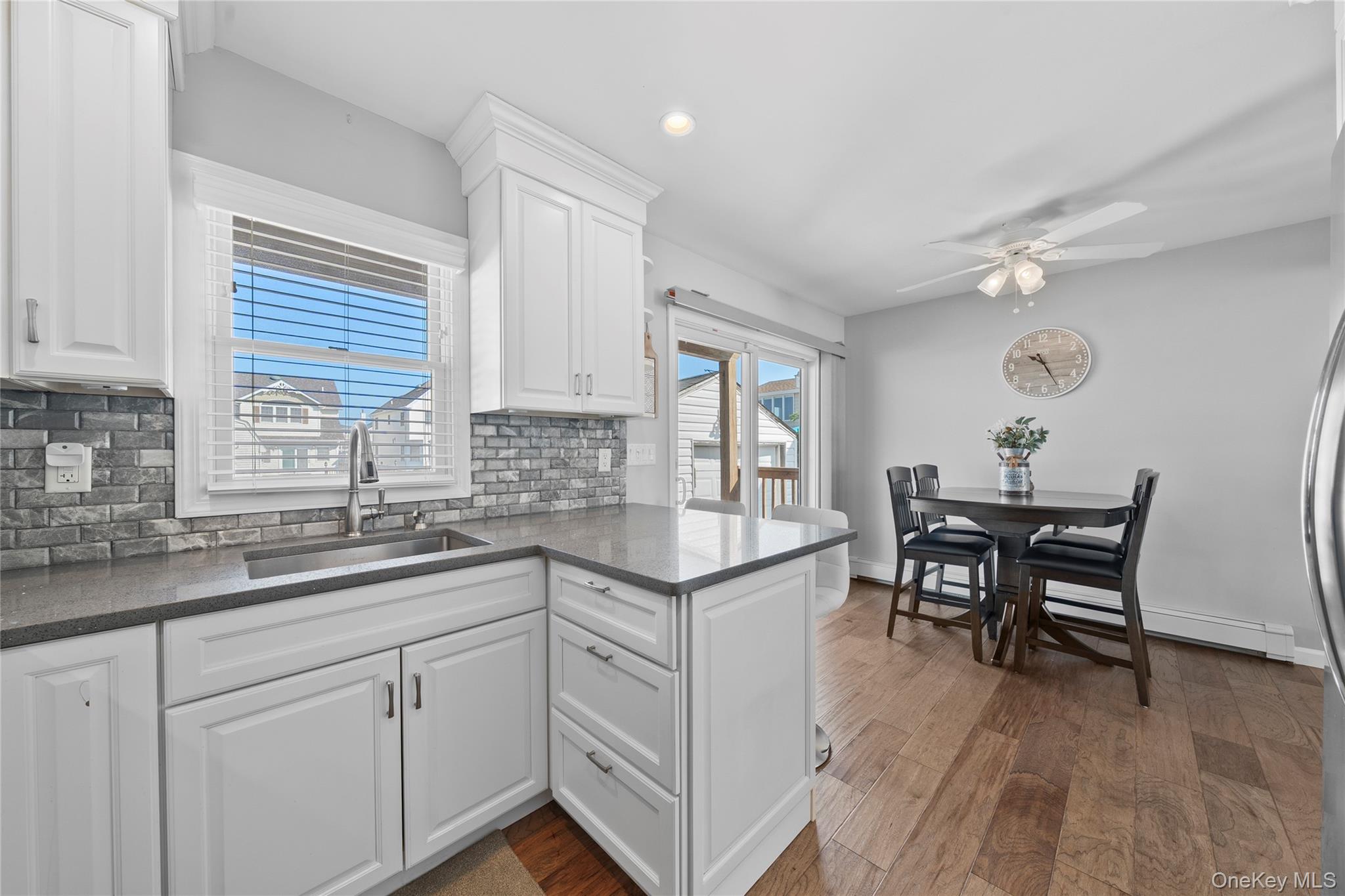 #11 photo, 15 Hayes Road, Amity Harbor , NY 11701