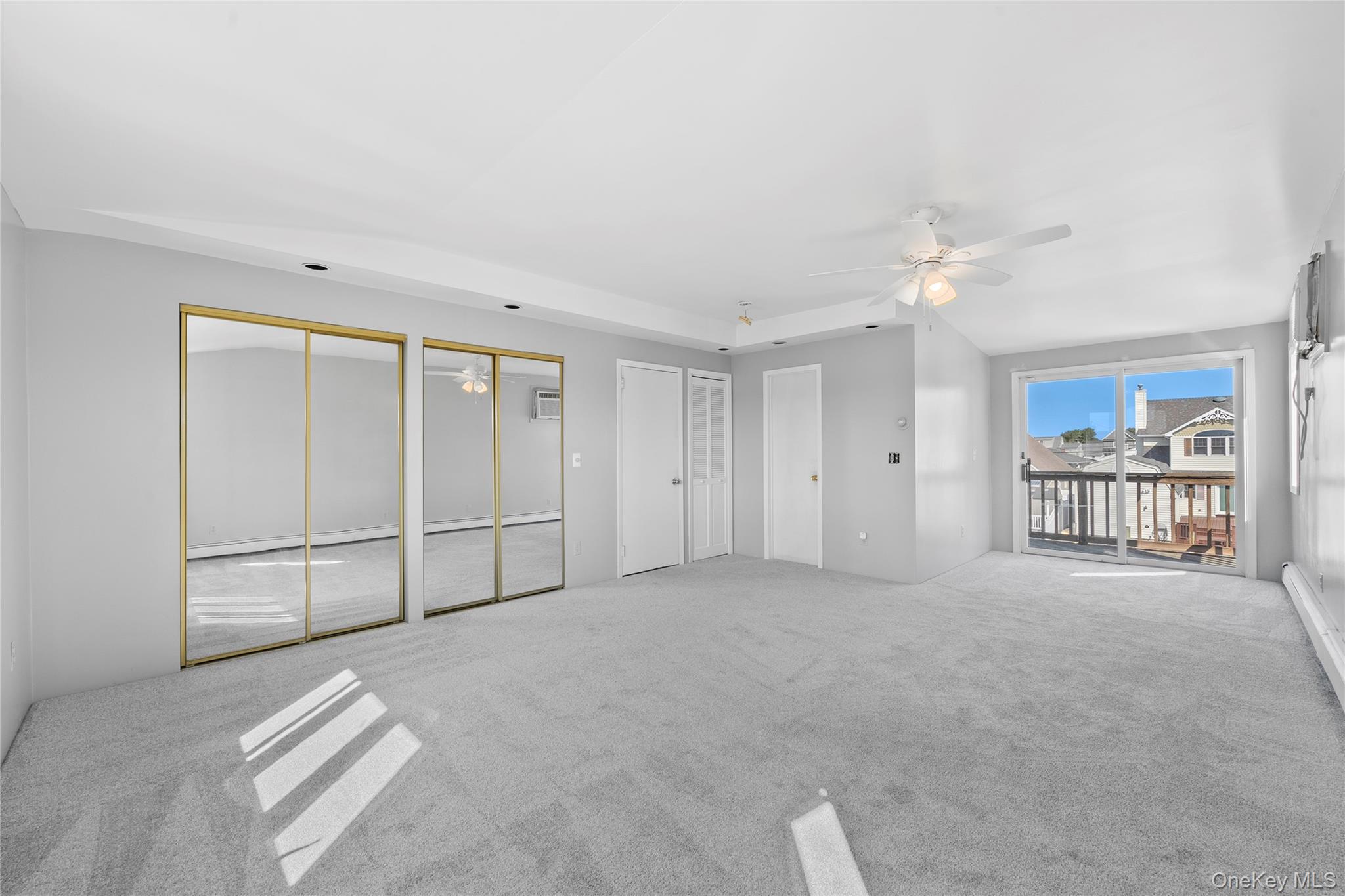 #20 photo, 15 Hayes Road, Amity Harbor , NY 11701