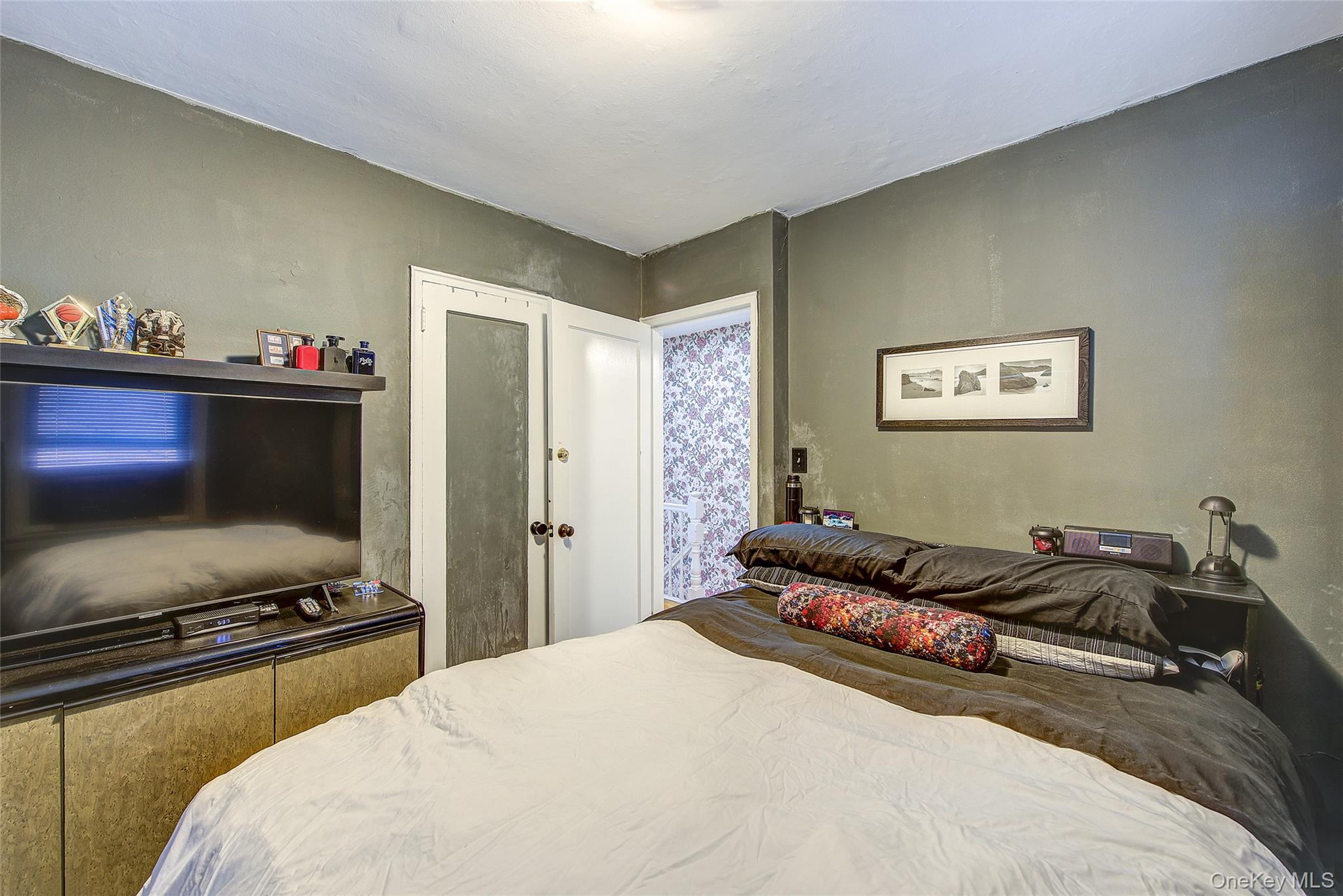 #14 photo, 36-05 200th Street, Bayside , NY 11361