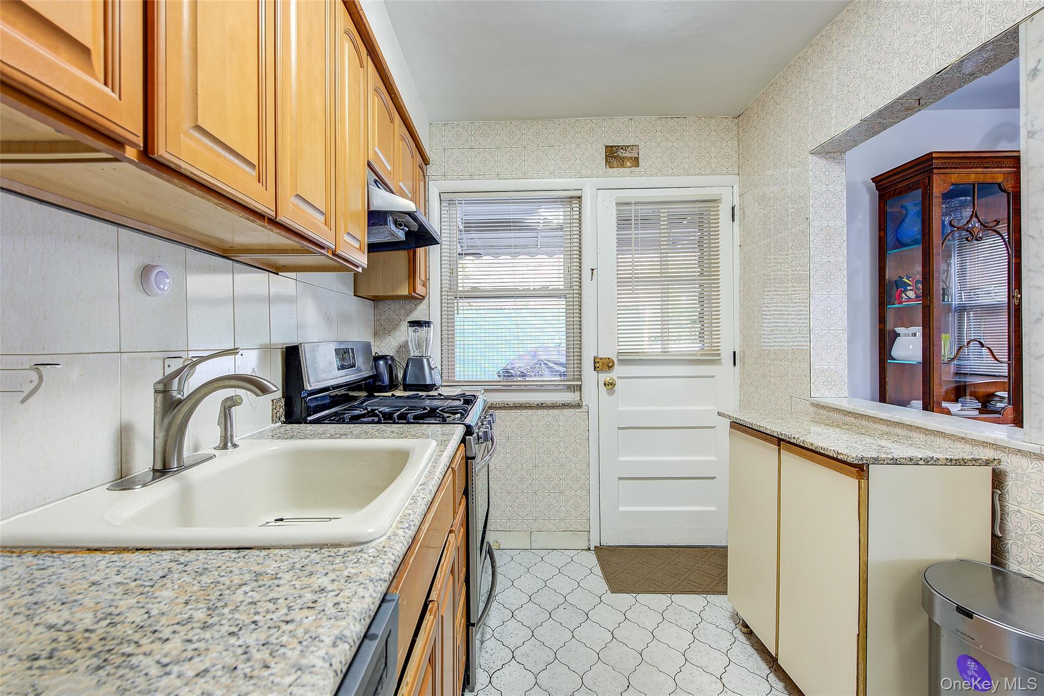 #9 photo, 36-05 200th Street, Bayside , NY 11361