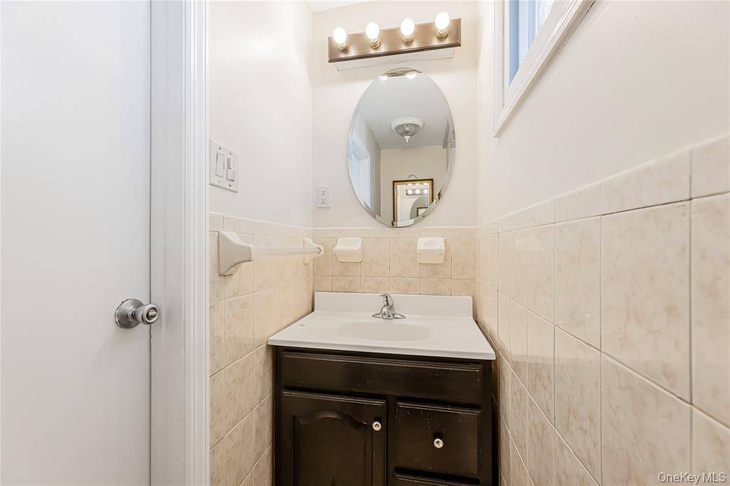 #13 photo, 397 Concord Rd, Yonkers , NY 10710