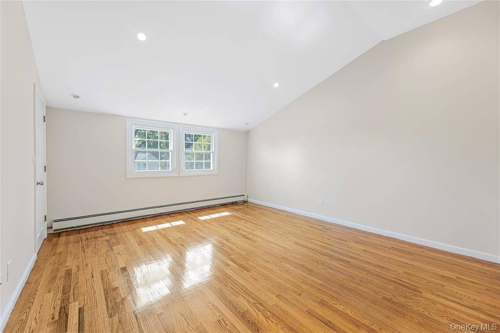 #25 photo, 397 Concord Rd, Yonkers , NY 10710