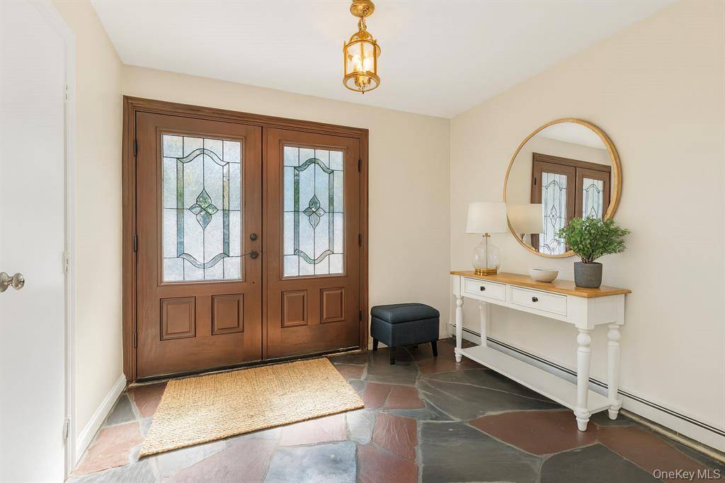 #3 photo, 397 Concord Rd, Yonkers , NY 10710