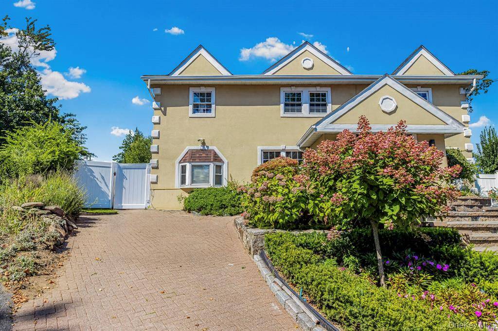 #43 photo, 397 Concord Rd, Yonkers , NY 10710