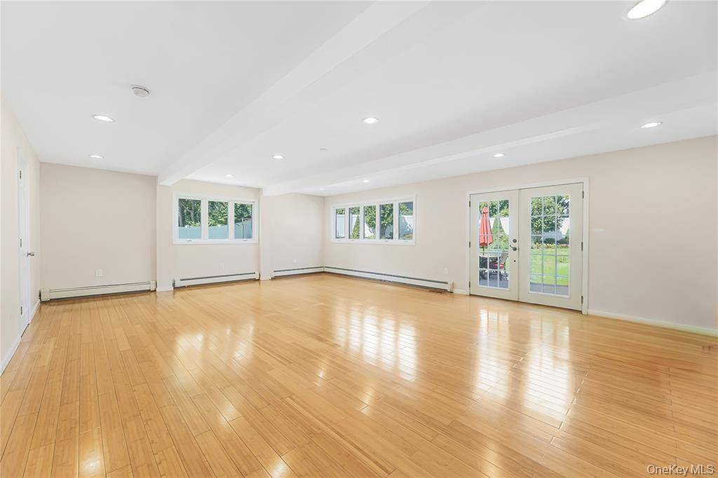 #8 photo, 397 Concord Rd, Yonkers , NY 10710