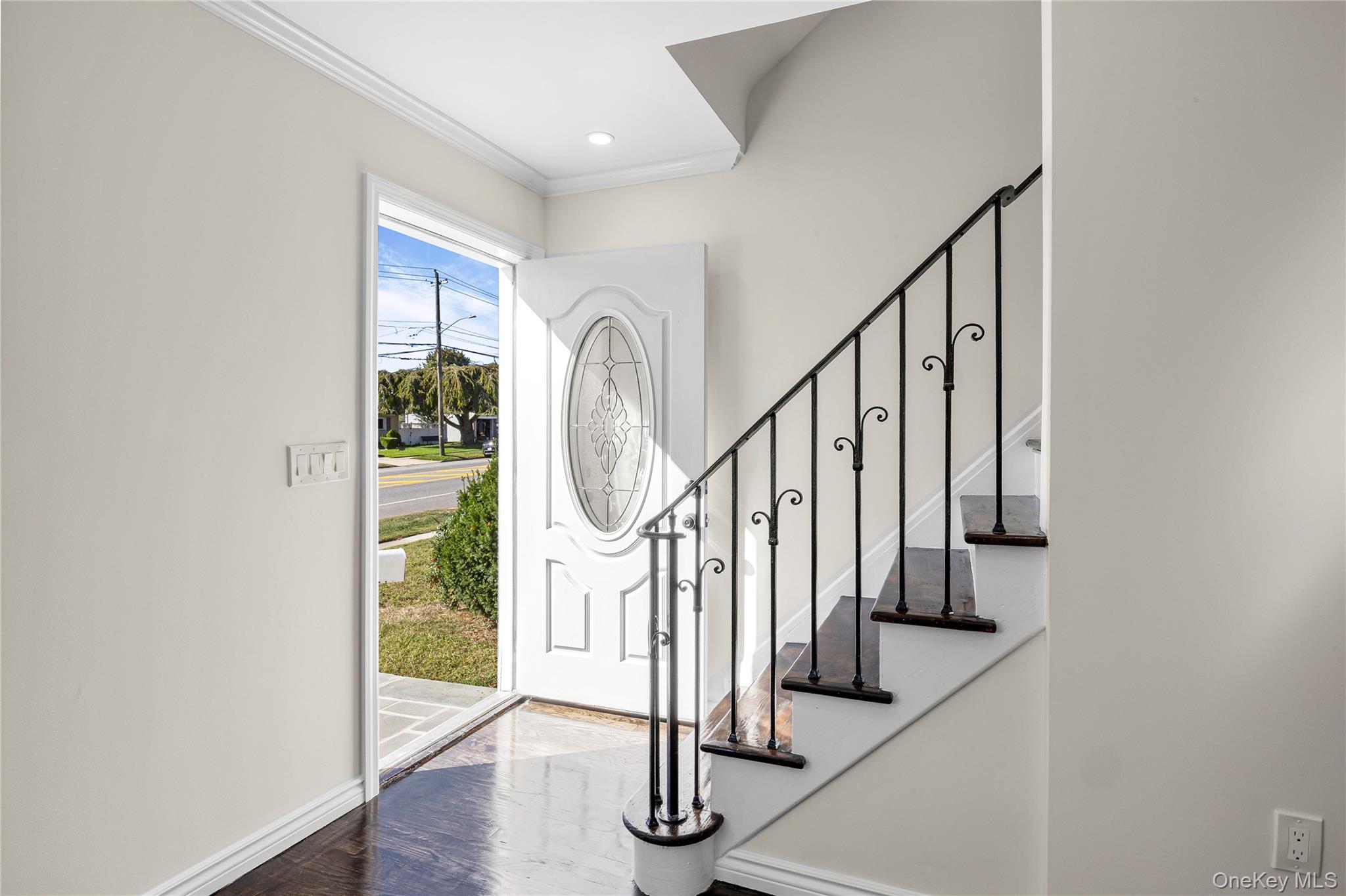 #3 photo, 133 Fallwood Parkway, Farmingdale , NY 11735