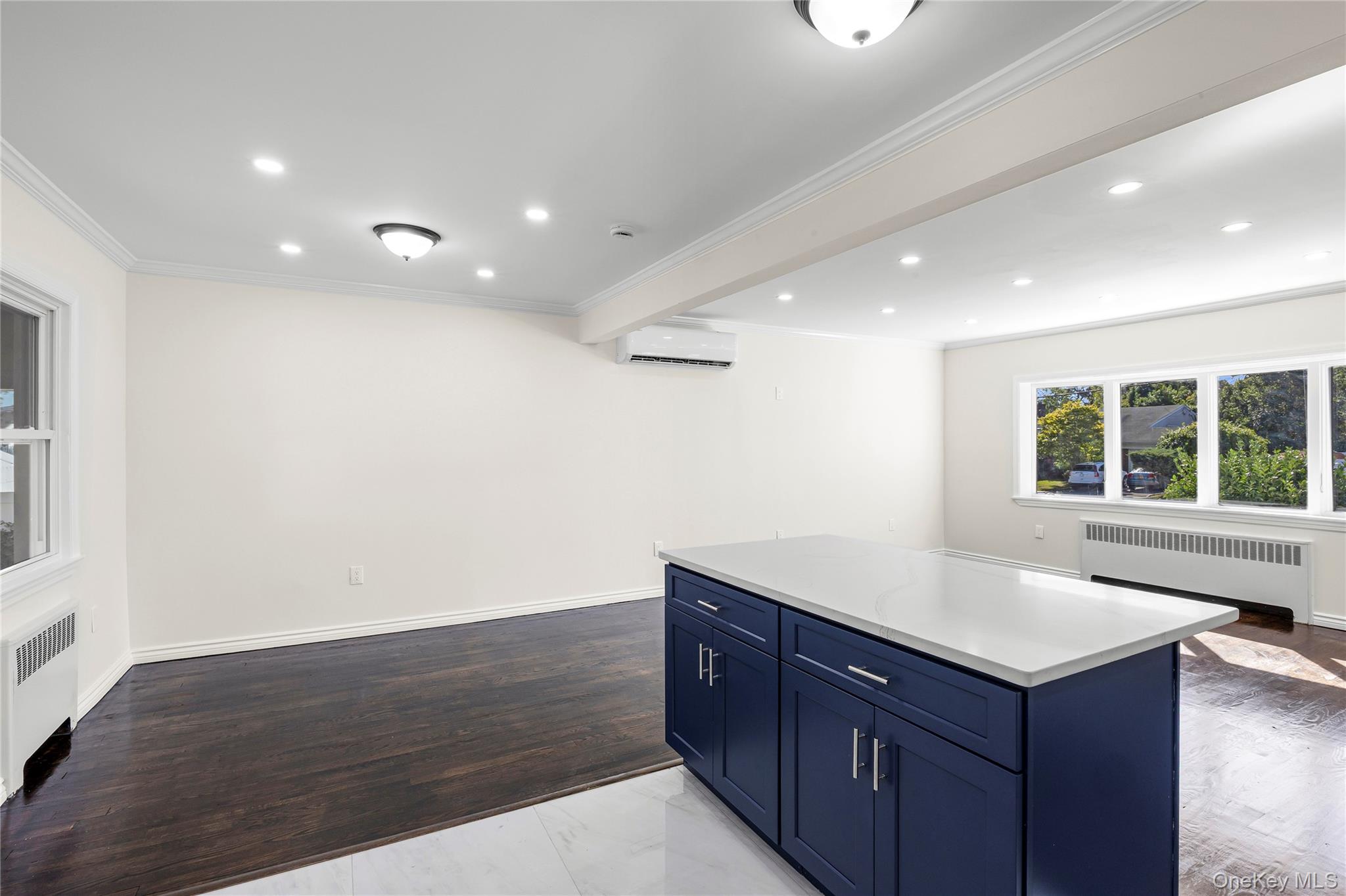 #7 photo, 133 Fallwood Parkway, Farmingdale , NY 11735