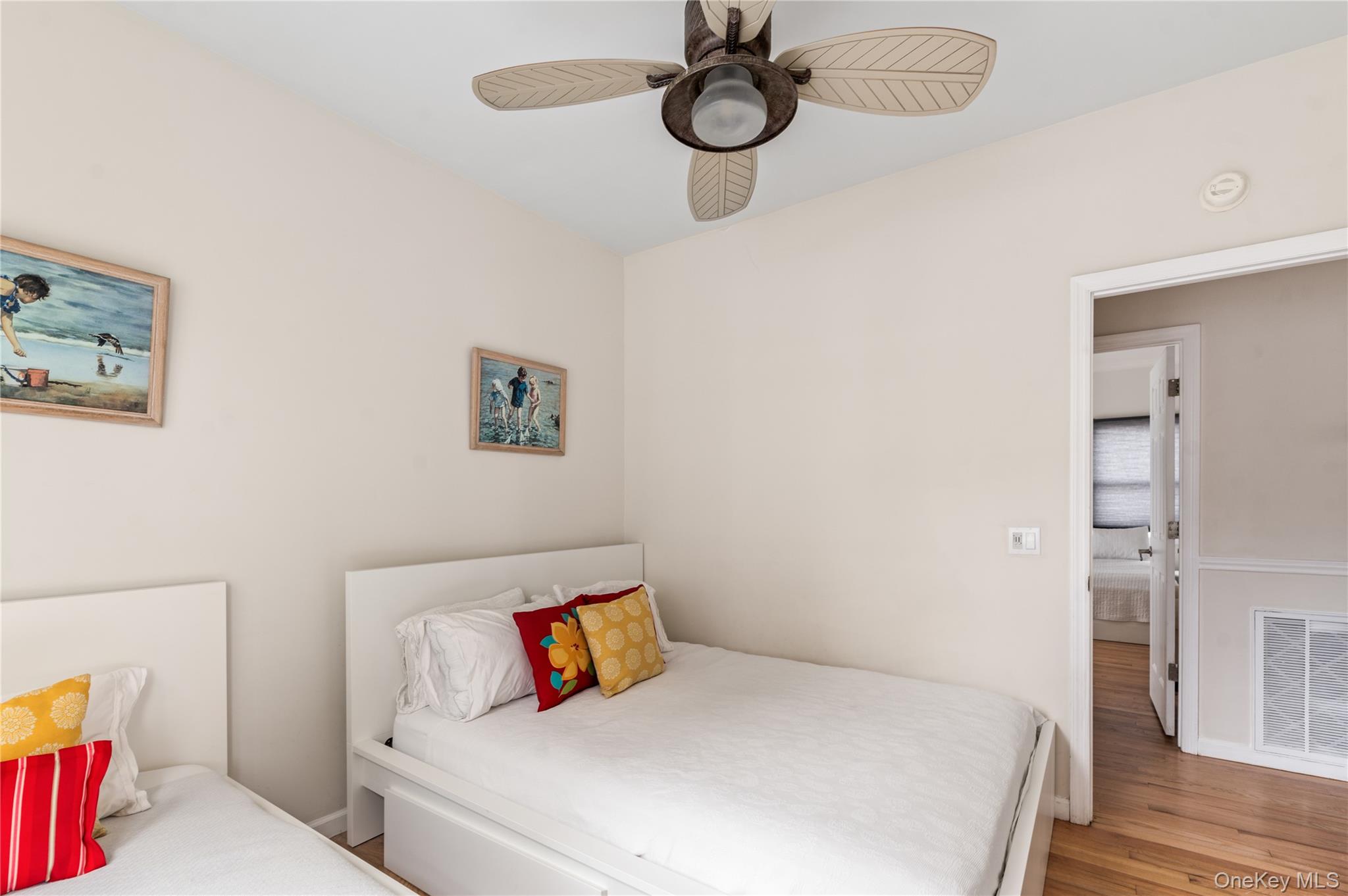 #7 photo, 22 Bungalow Walk, サフォーク郡 Ocean Beach , NY 11770