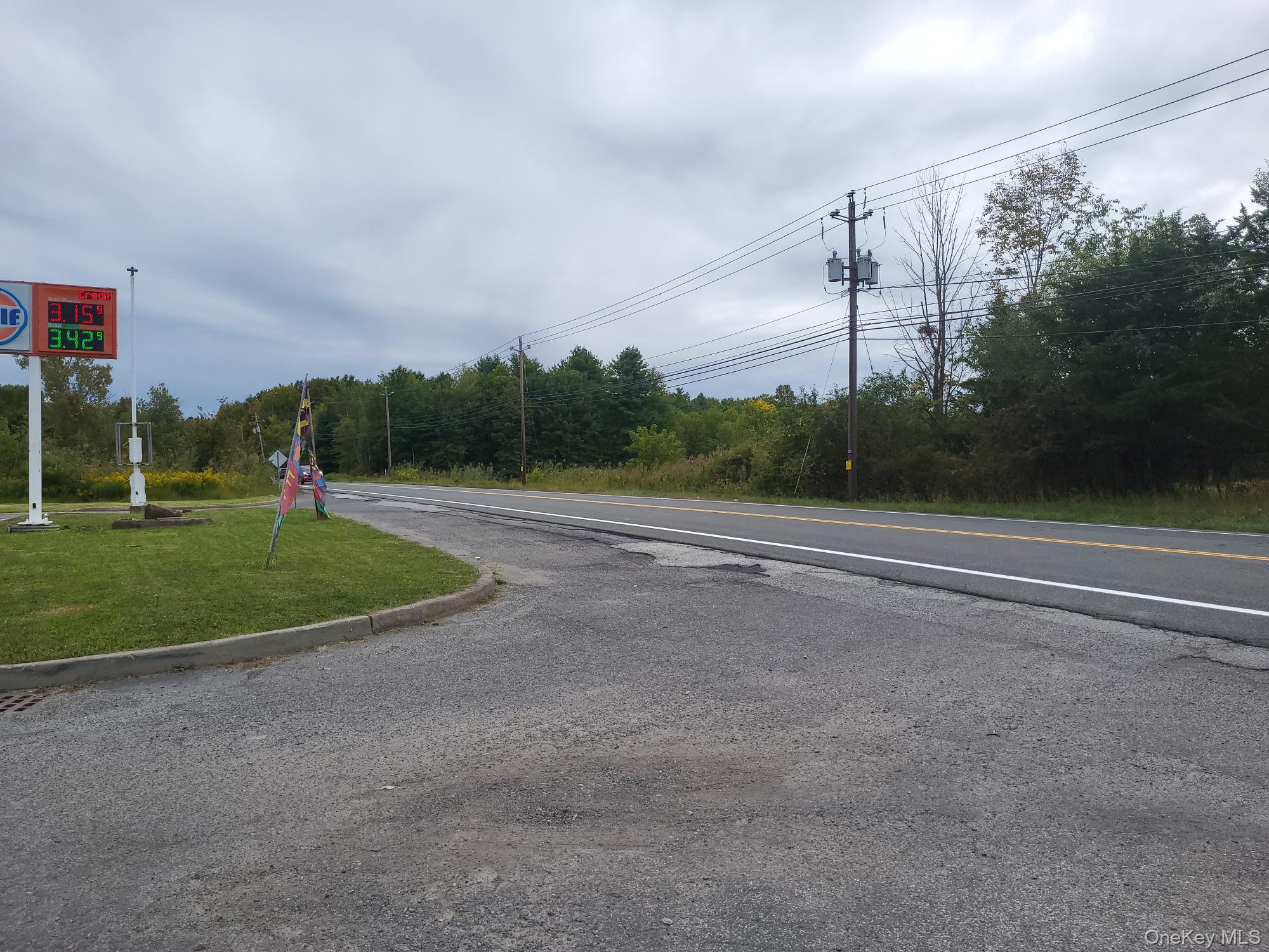 #1 photo, 328 Bloomingburg Road, Middletown , NY 10940