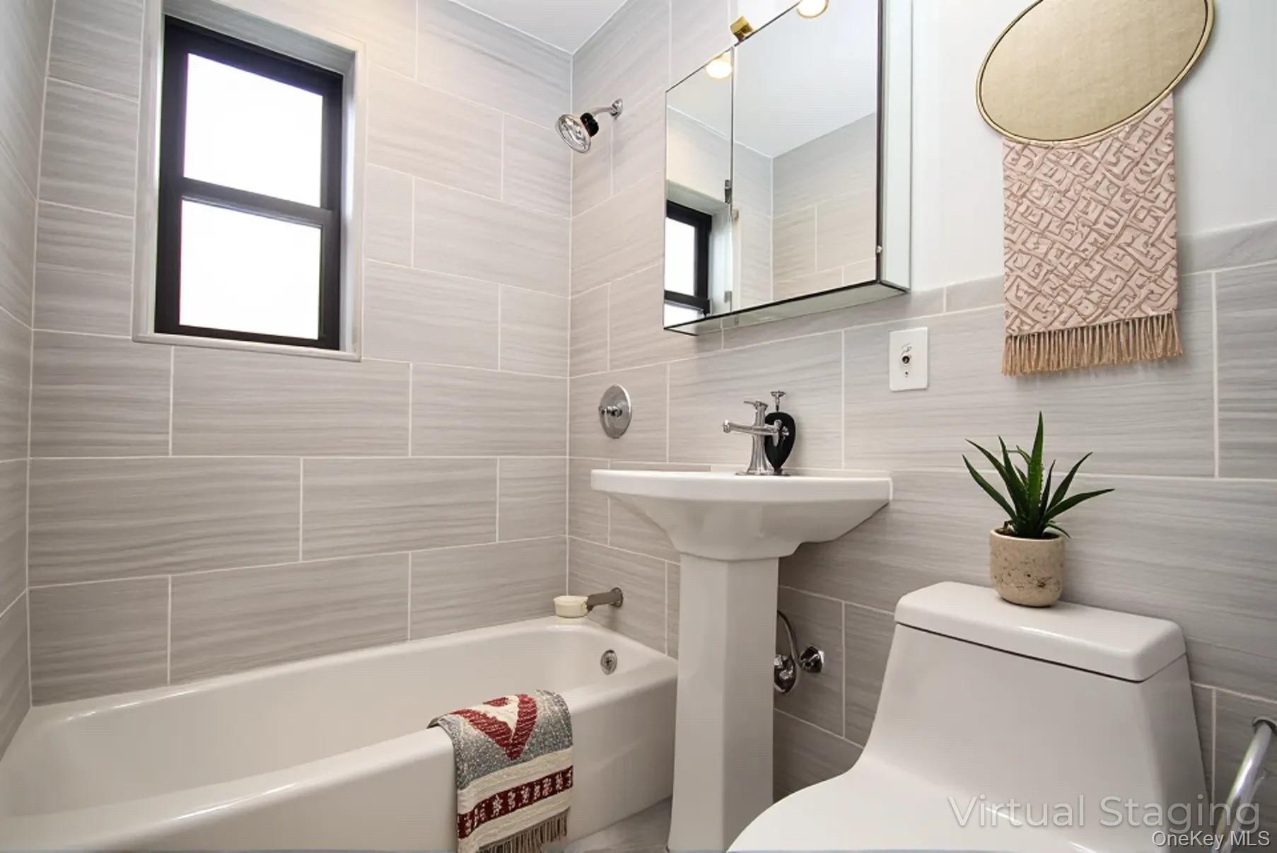 #5 photo, 52-15 65th Place, クイーンズ区 Maspeth , NY 11378