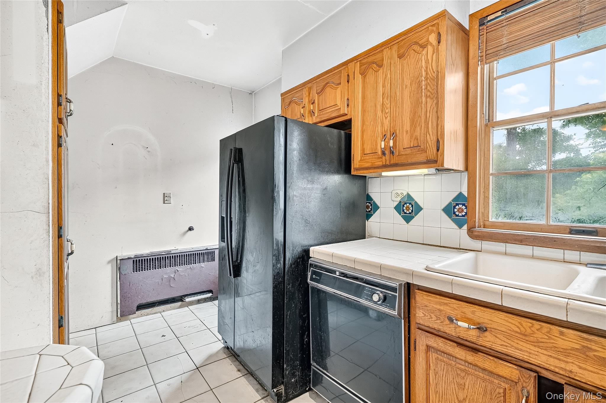 #12 photo, 2430 Morgan Avenue, Bronx , NY 10469