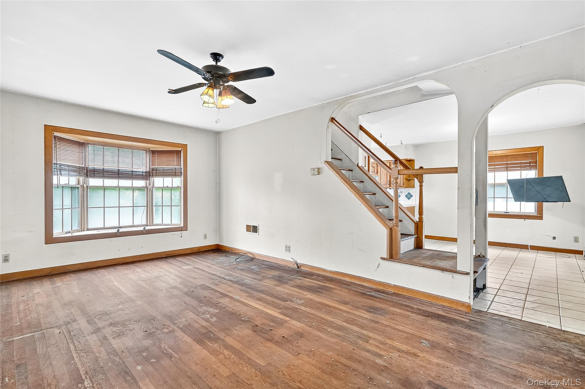 #15 photo, 2430 Morgan Avenue, Bronx , NY 10469