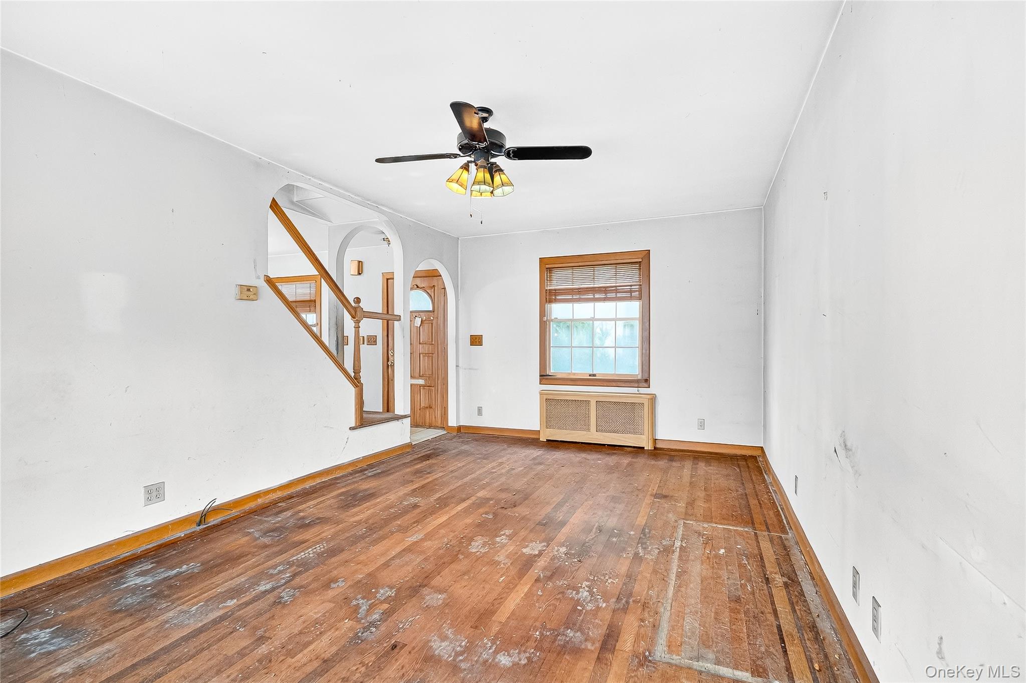 #16 photo, 2430 Morgan Avenue, Bronx , NY 10469