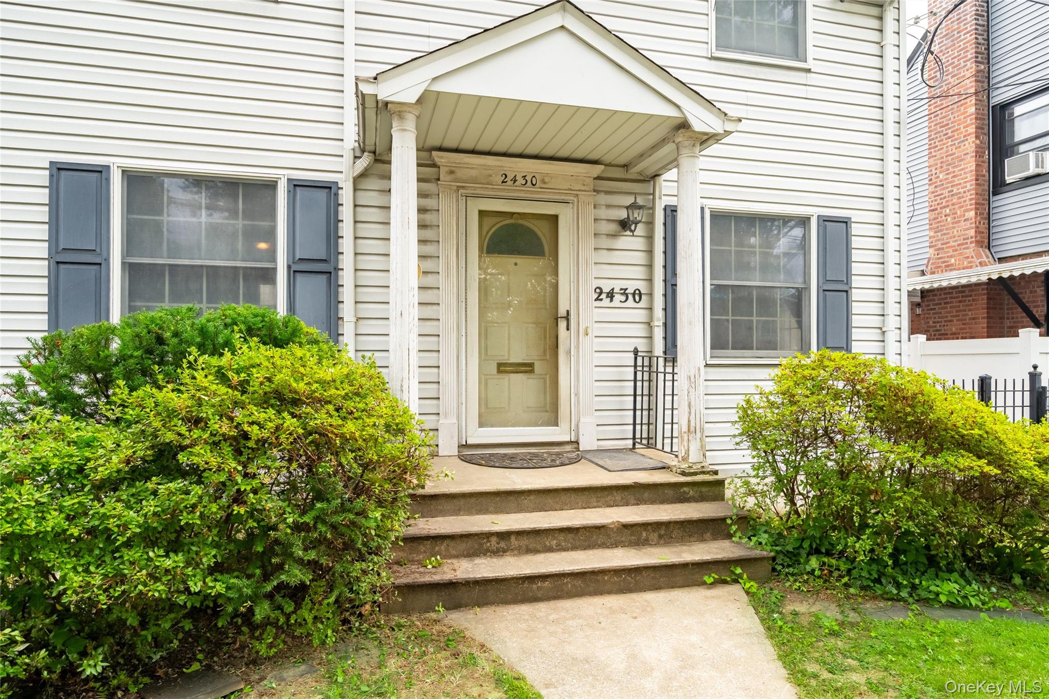 #4 photo, 2430 Morgan Avenue, Bronx , NY 10469