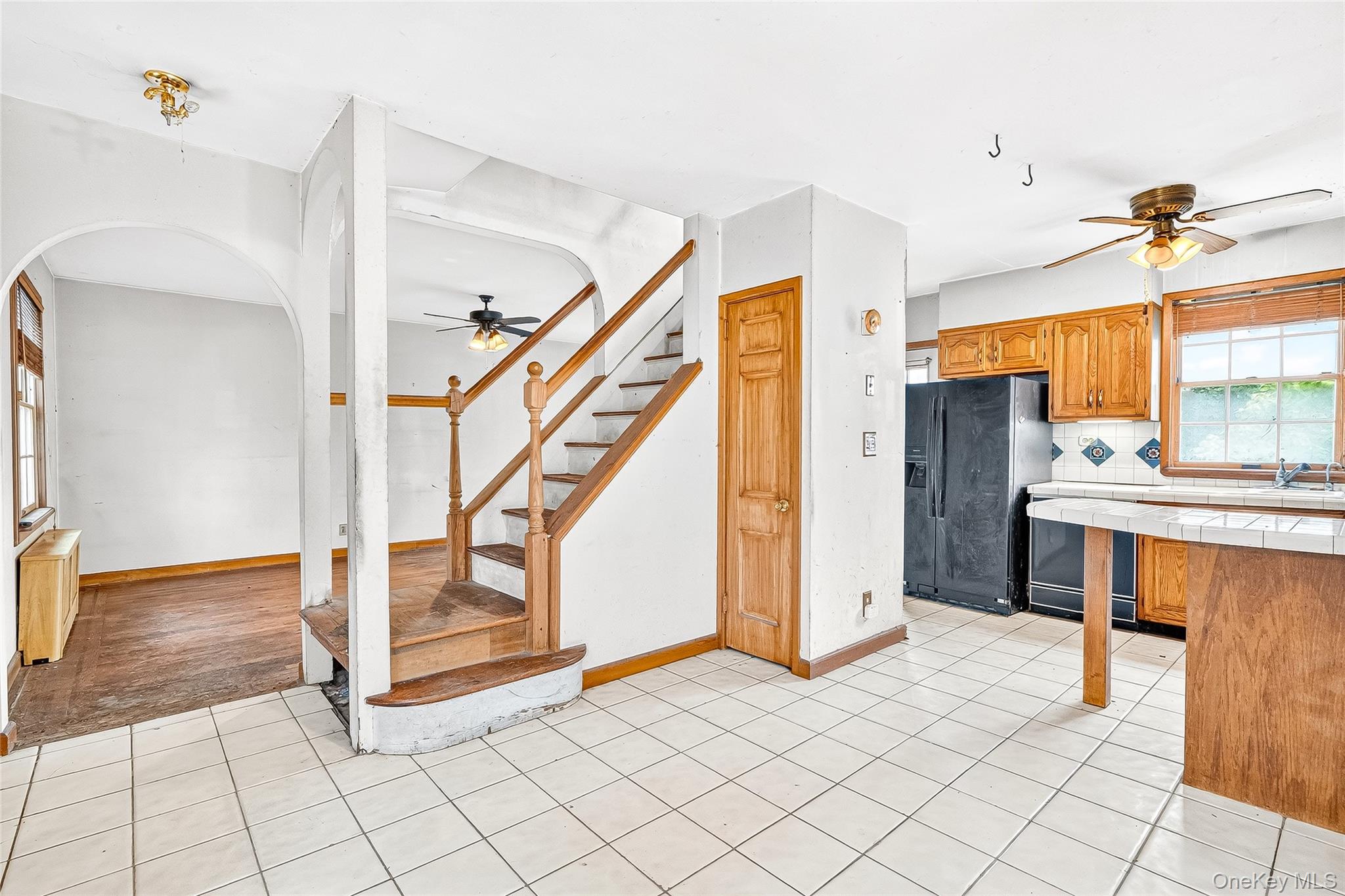 #7 photo, 2430 Morgan Avenue, Bronx , NY 10469