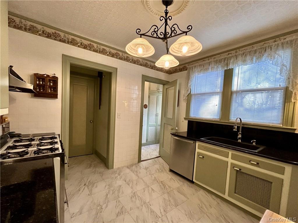 #16 photo, 130 E Cedar Street, Fleetwood , NY 10552